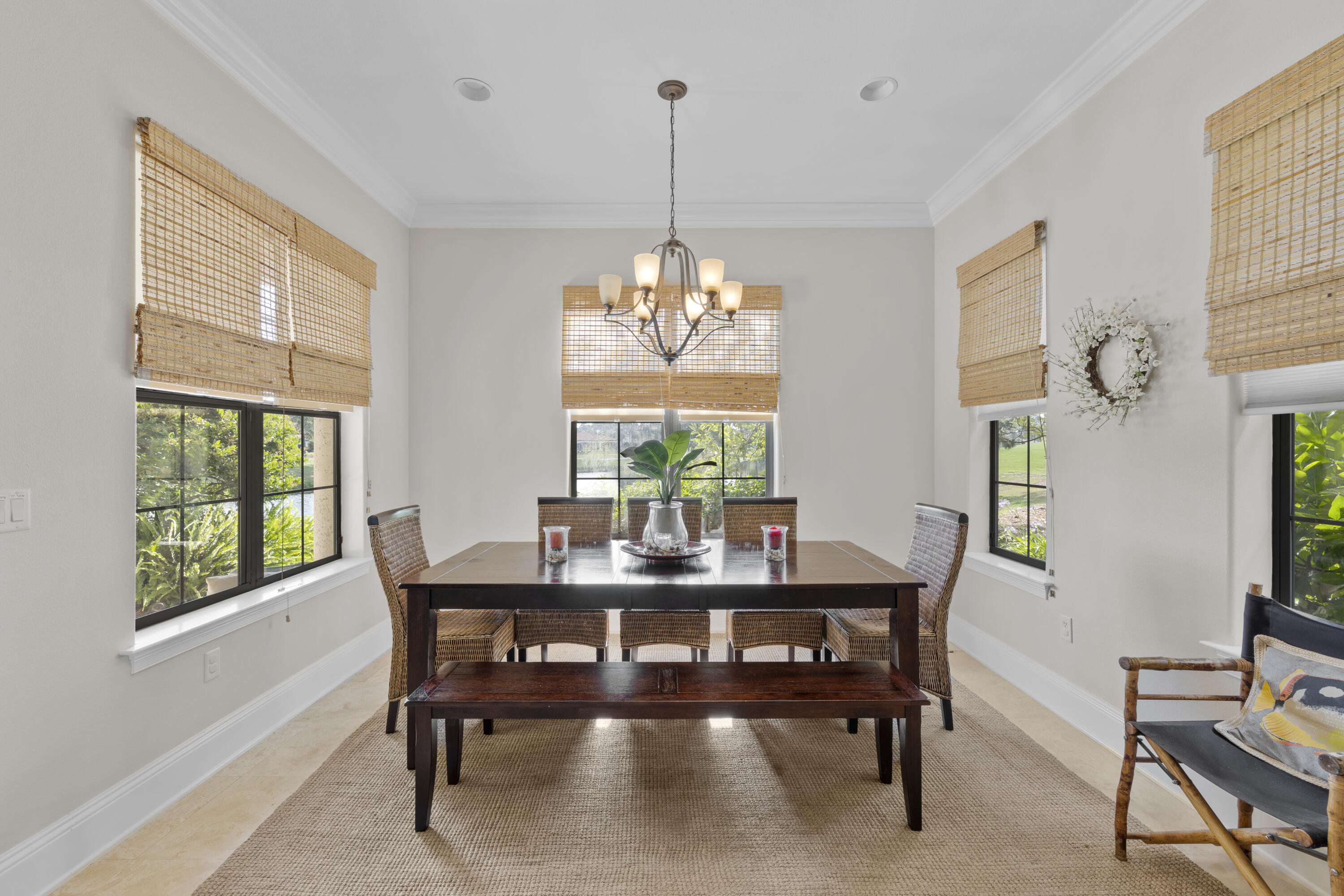 VILLA LAGO - Residential