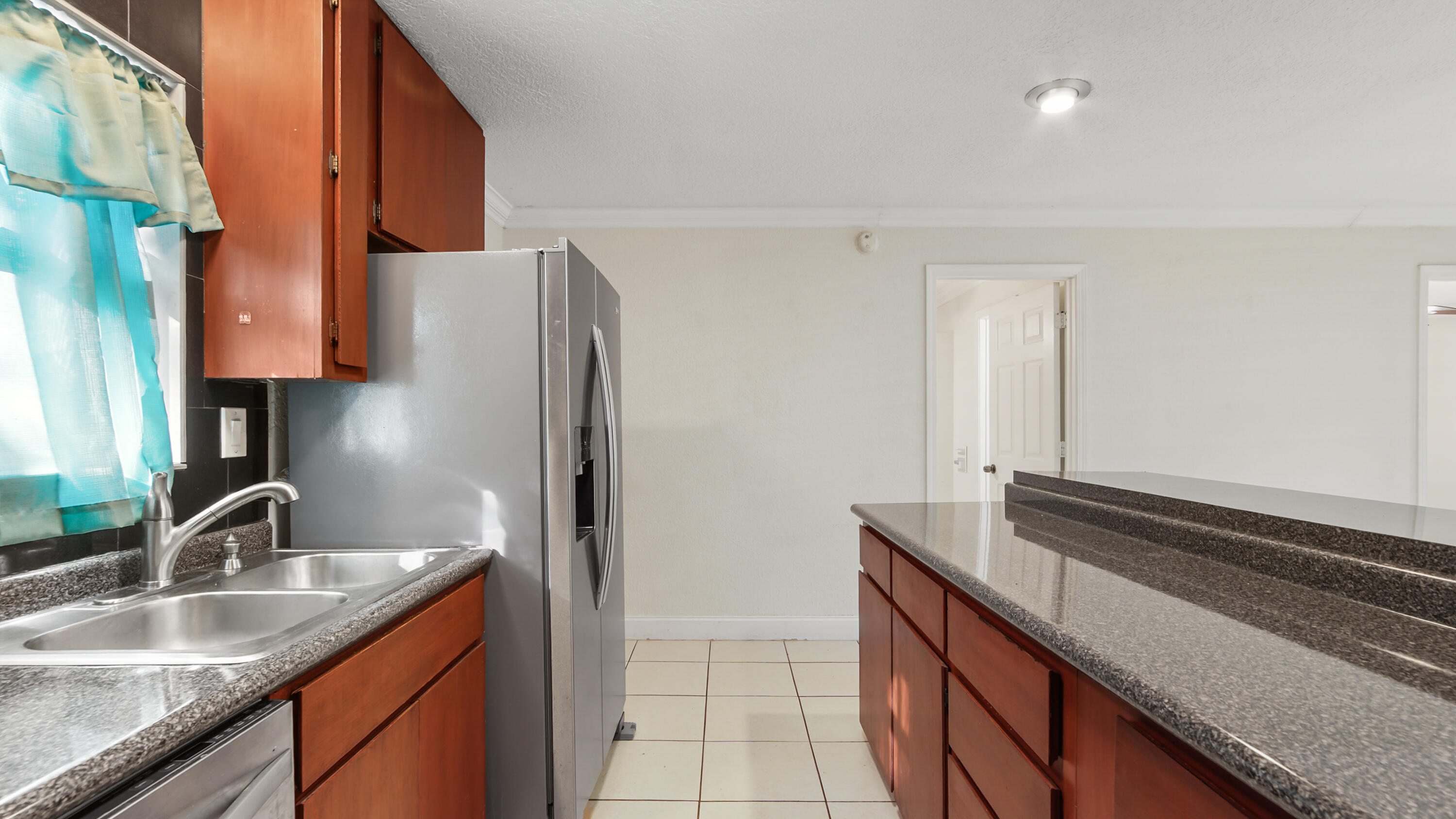 TOWN OF SANTA ROSA - Residential