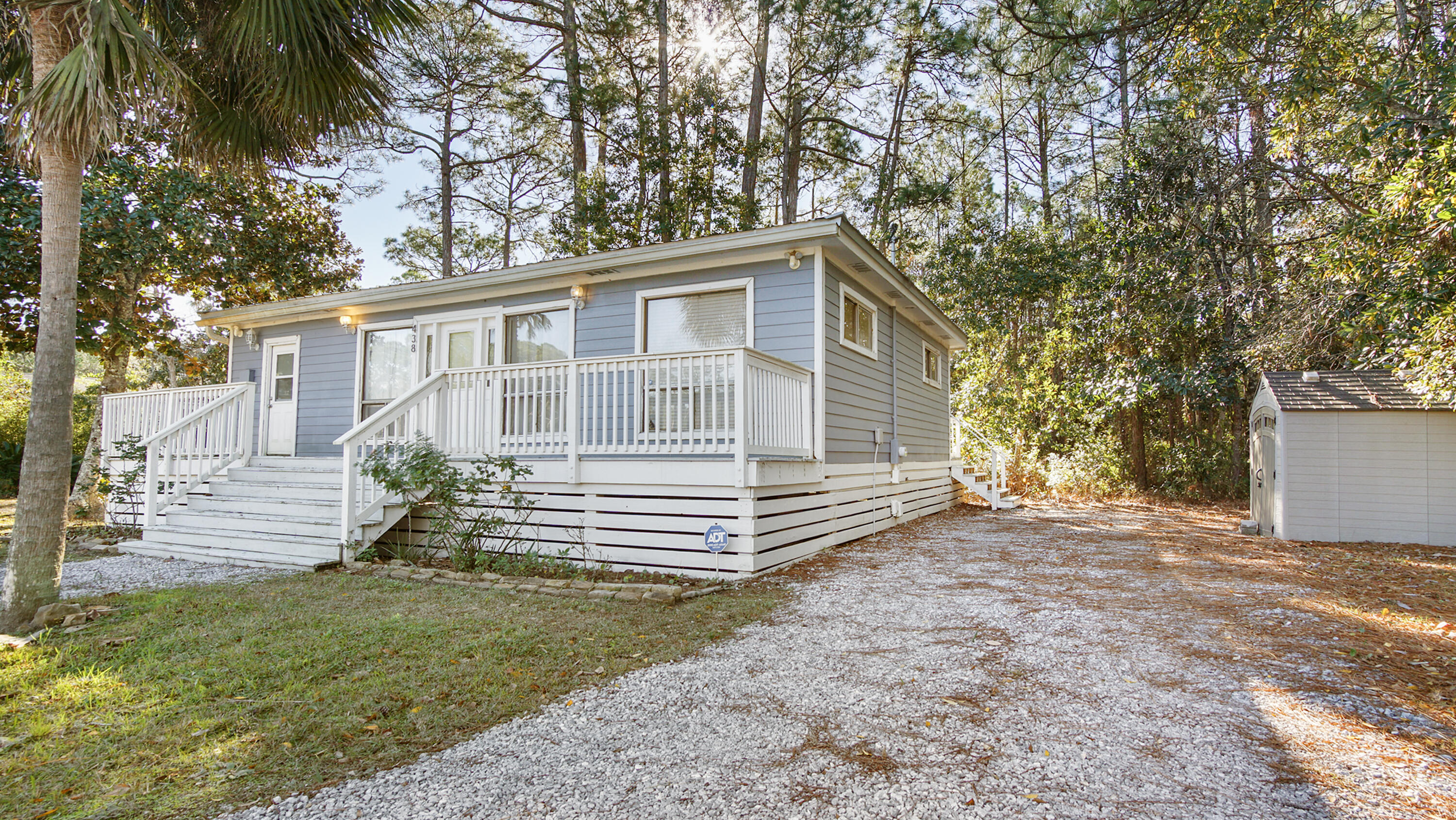 TOWN OF SANTA ROSA - Residential