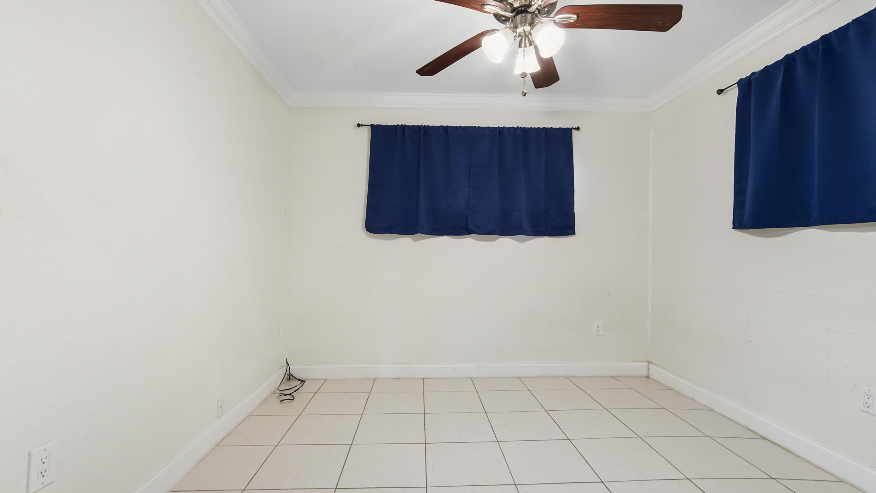 TOWN OF SANTA ROSA - Residential