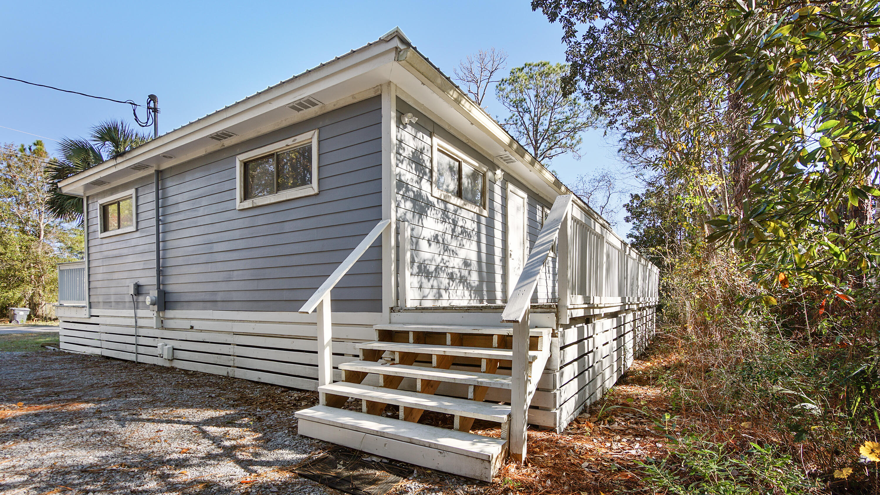 TOWN OF SANTA ROSA - Residential