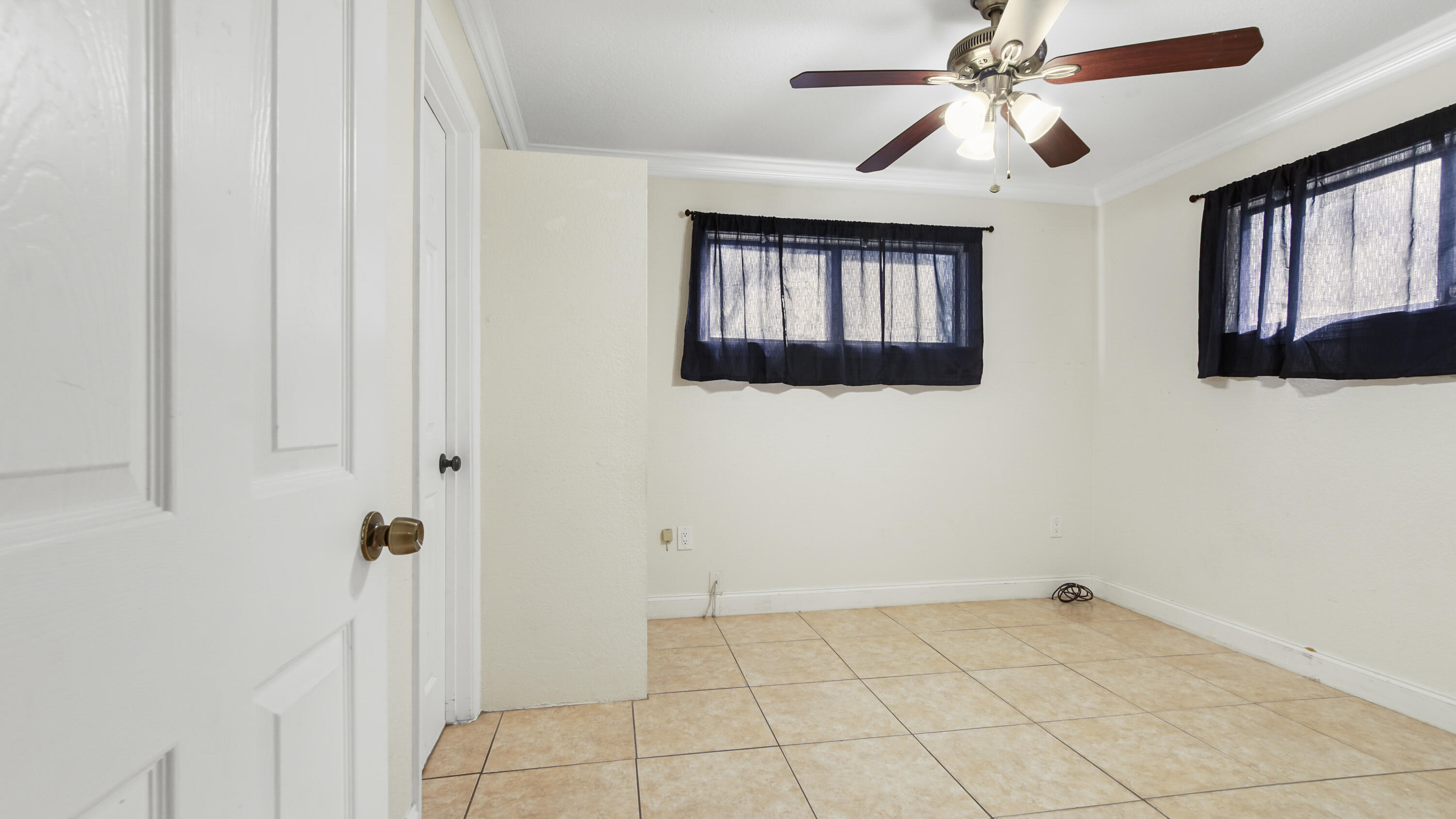 TOWN OF SANTA ROSA - Residential