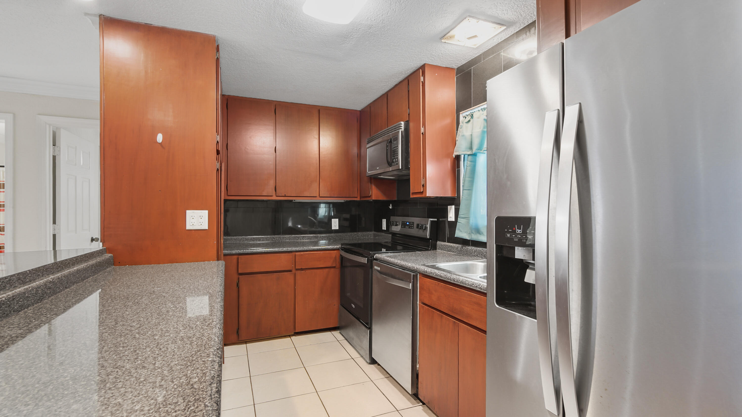 TOWN OF SANTA ROSA - Residential