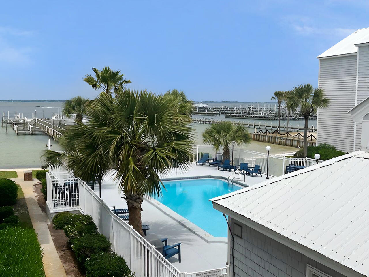 HERMITAGE CONDOMINIUM - Residential