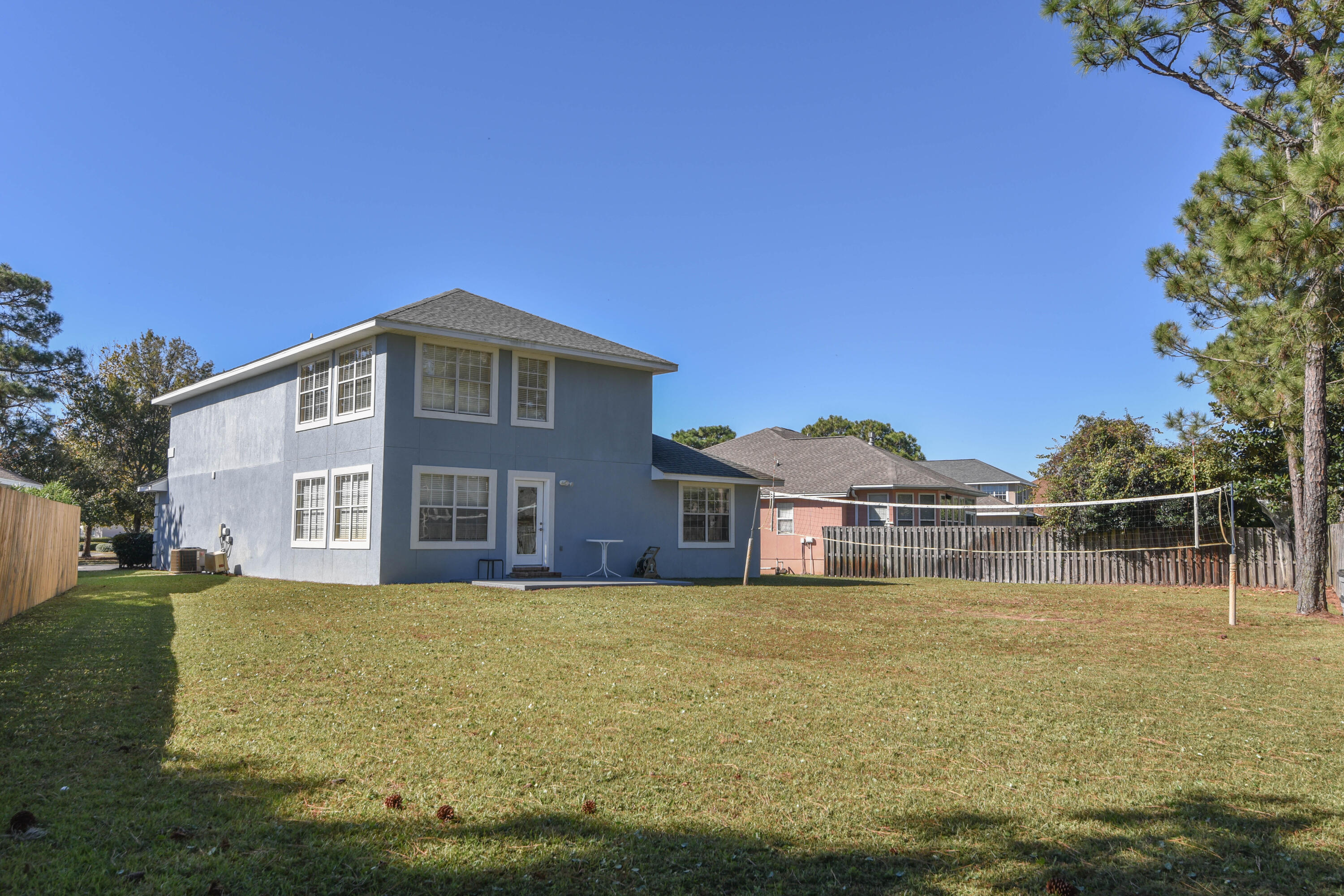 EMERALD LAKES PH 1 - Residential