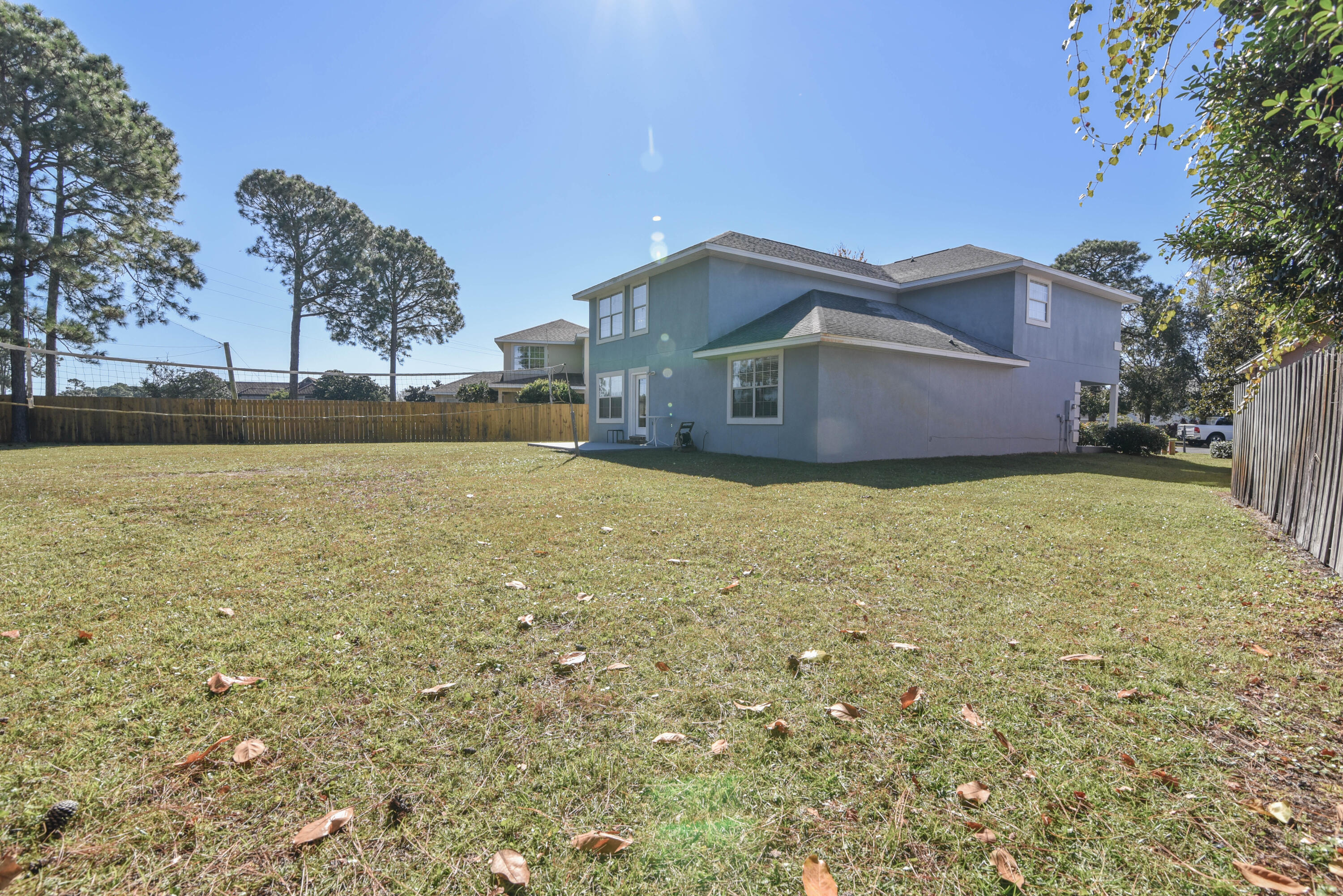 EMERALD LAKES PH 1 - Residential