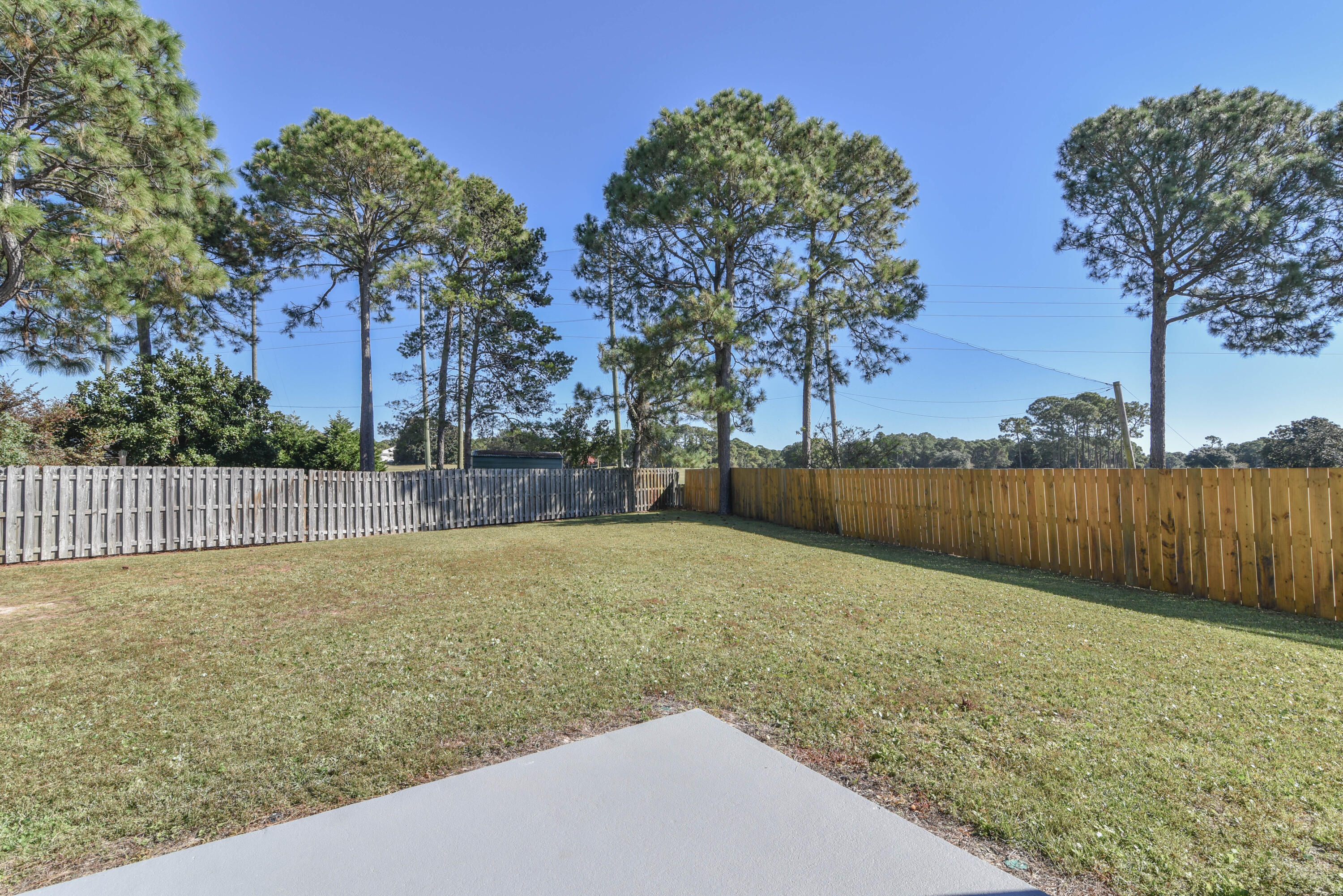 EMERALD LAKES PH 1 - Residential