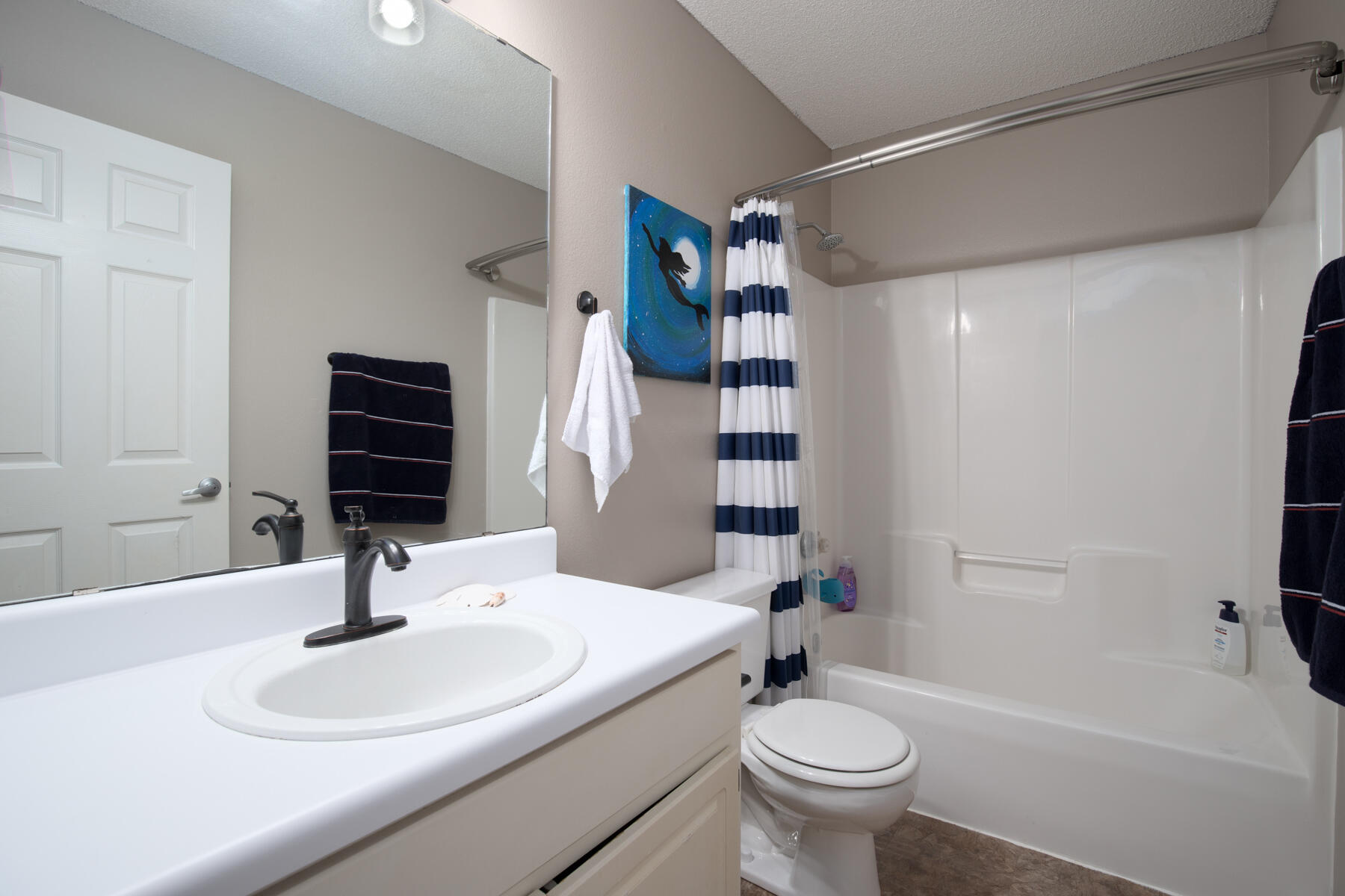 PRO AM ESTATES - Residential