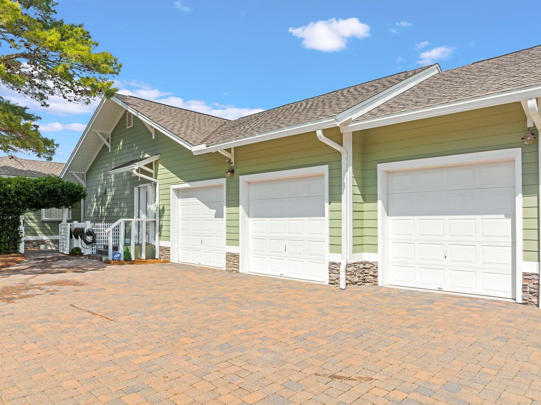 SANTA ROSA RIDGE UNIT 3 - Residential