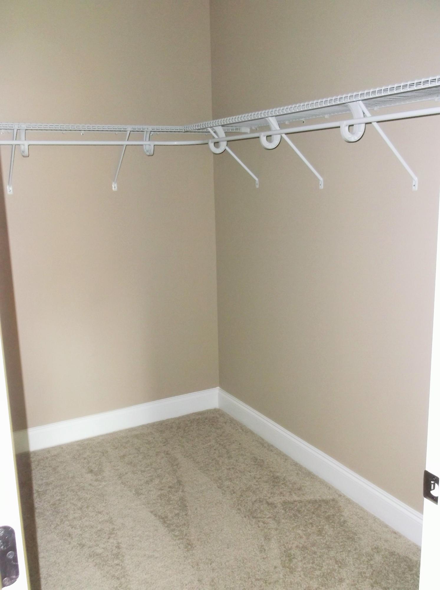 VALPARAISO PINECREST 6 - Residential