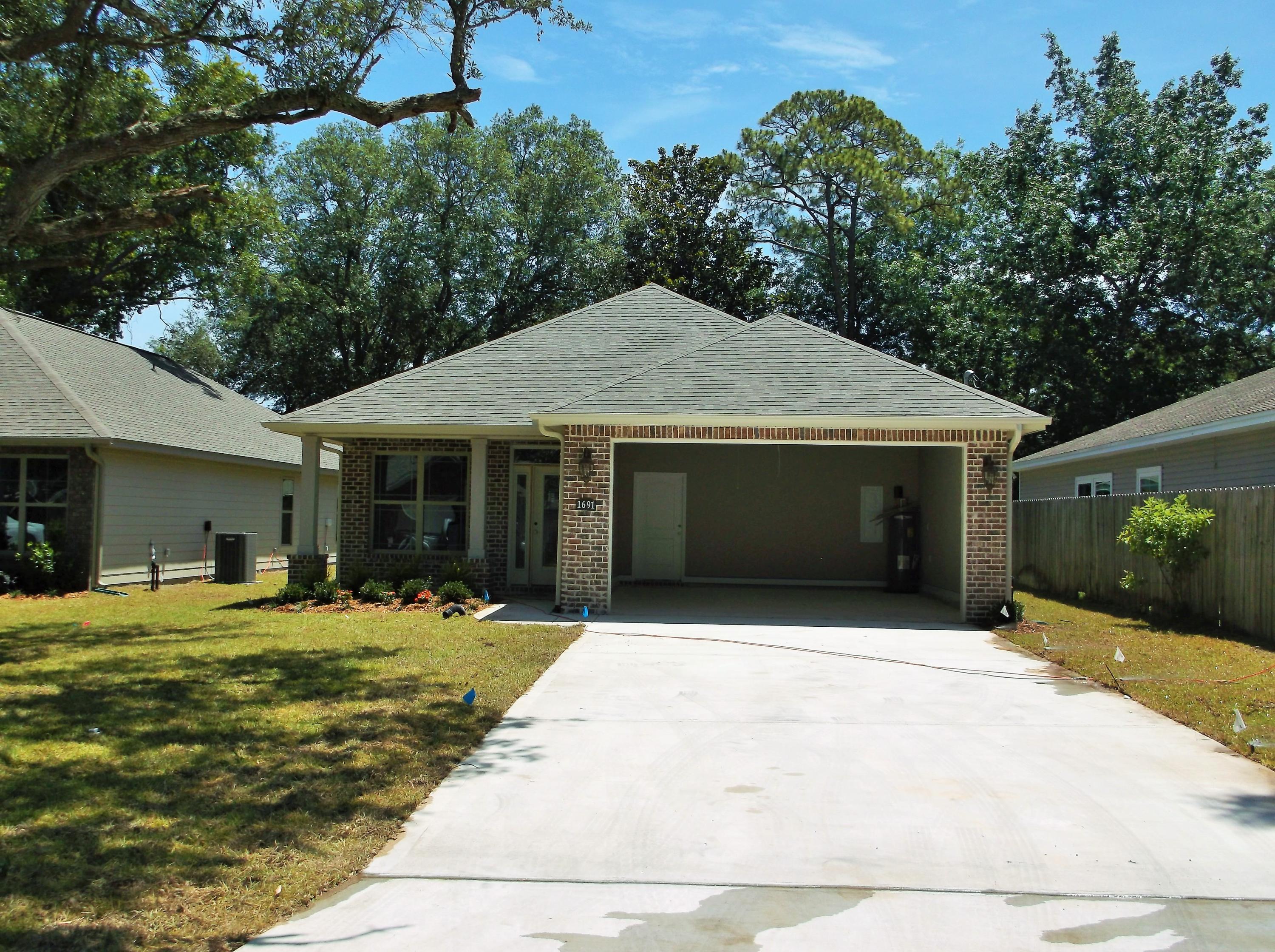 VALPARAISO PINECREST 6 - Residential