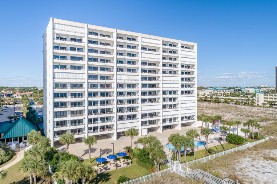Fabulous gulf front unit with panoramic views of the Gulf of Mexico. Huge 300 ft balcony flows nicely into over 1400 square feet of elegant living.