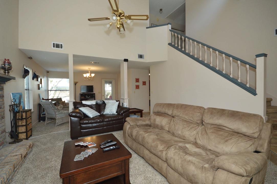 CROSSWINDS 1ST ADDN - Residential