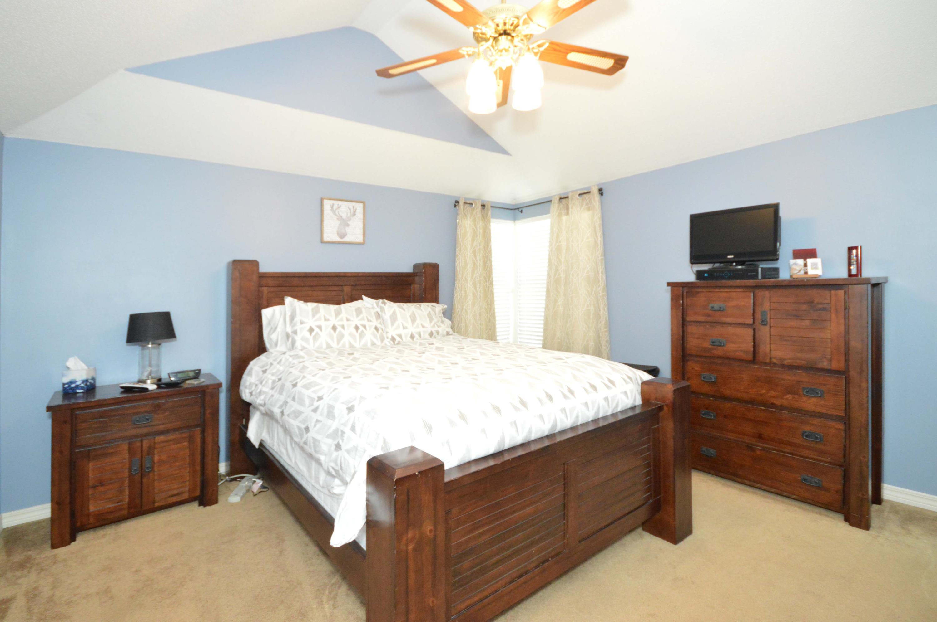 CROSSWINDS 1ST ADDN - Residential