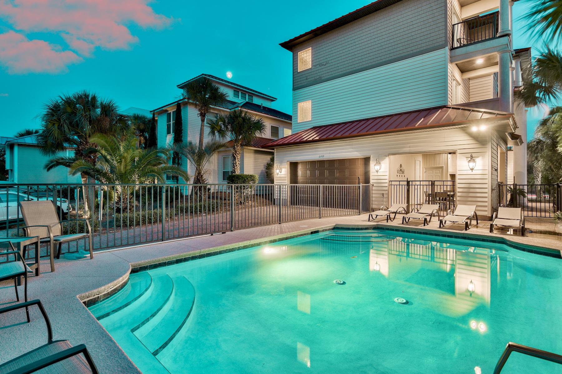 CRYSTAL BEACH - Residential