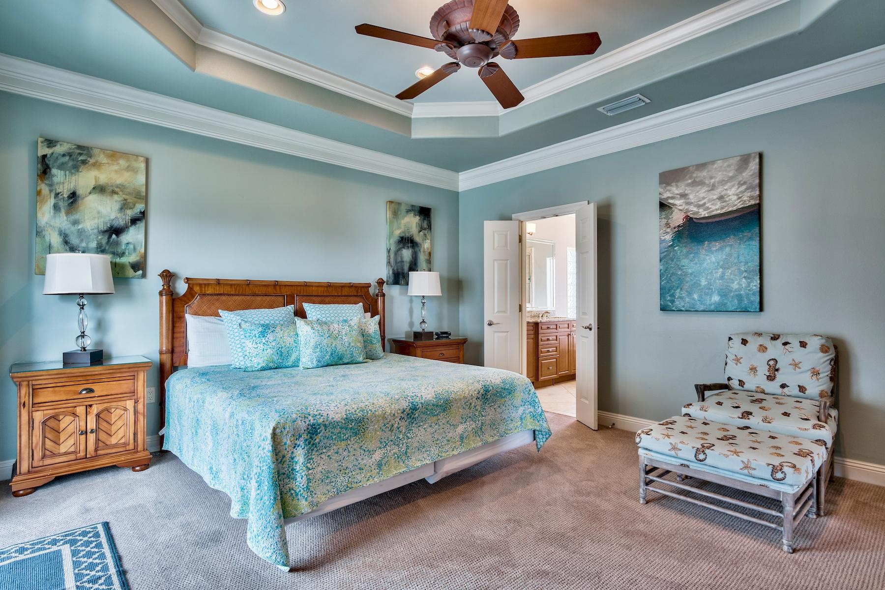 CRYSTAL BEACH - Residential