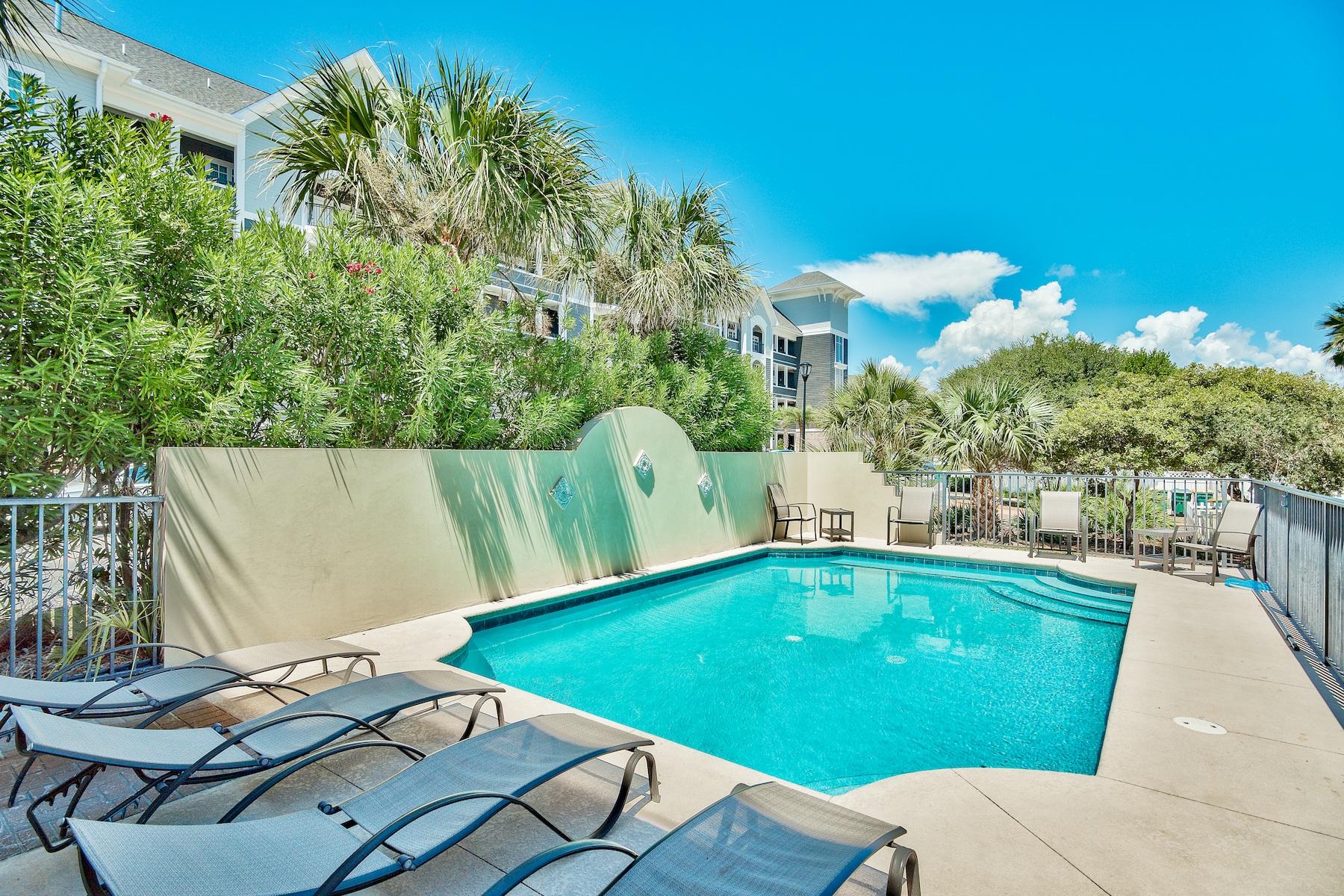 CRYSTAL BEACH - Residential