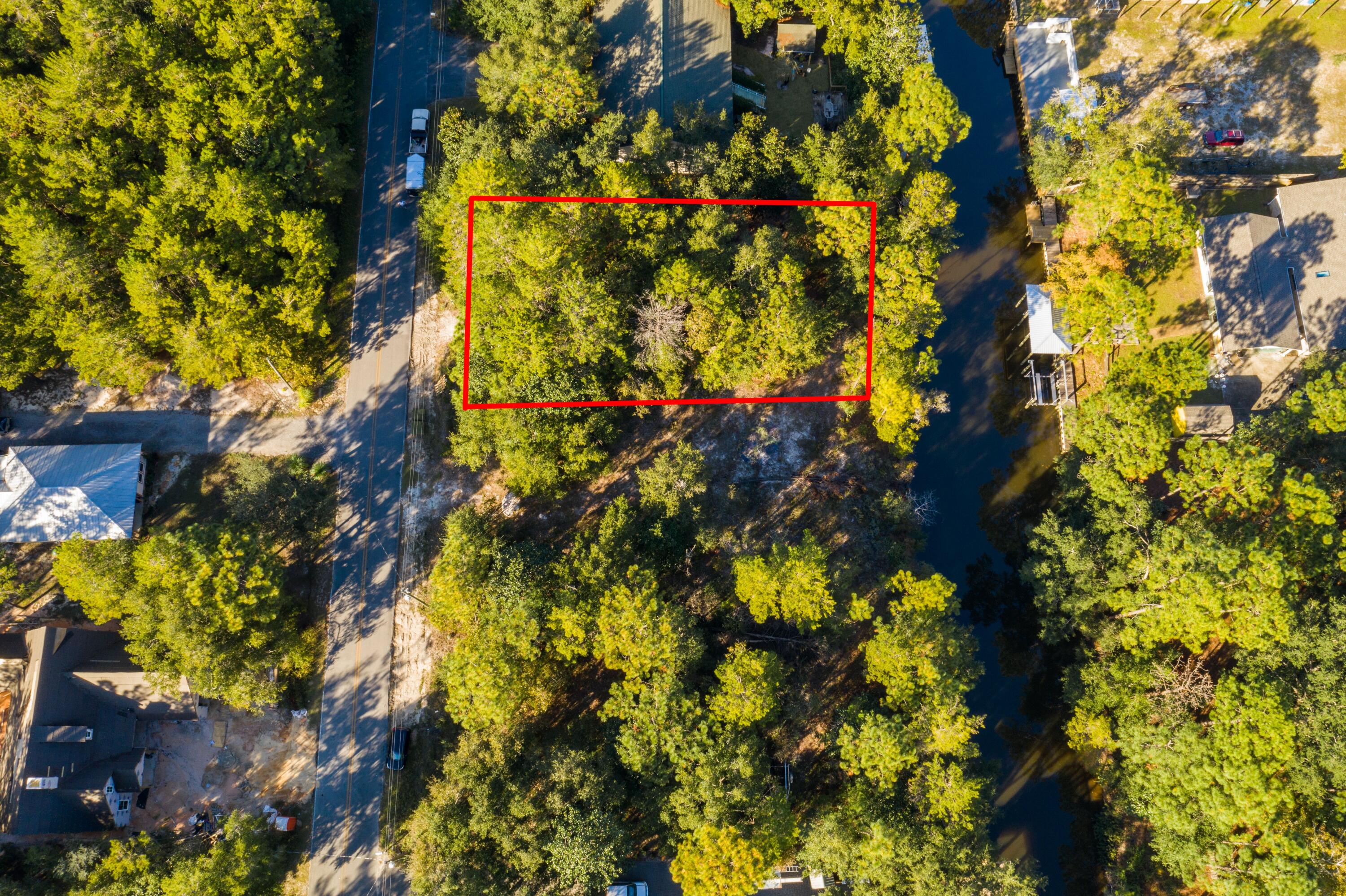 DAUGHETTES AMENDED - Land