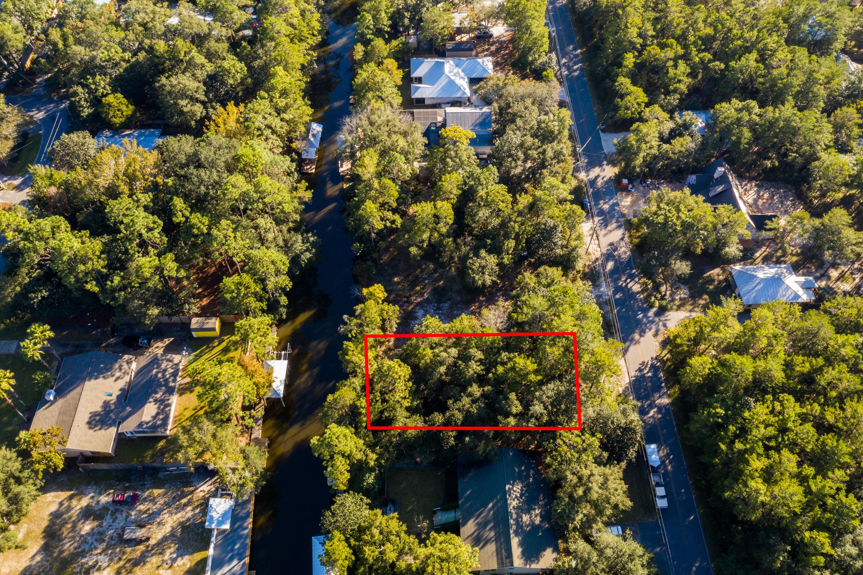 DAUGHETTES AMENDED - Land