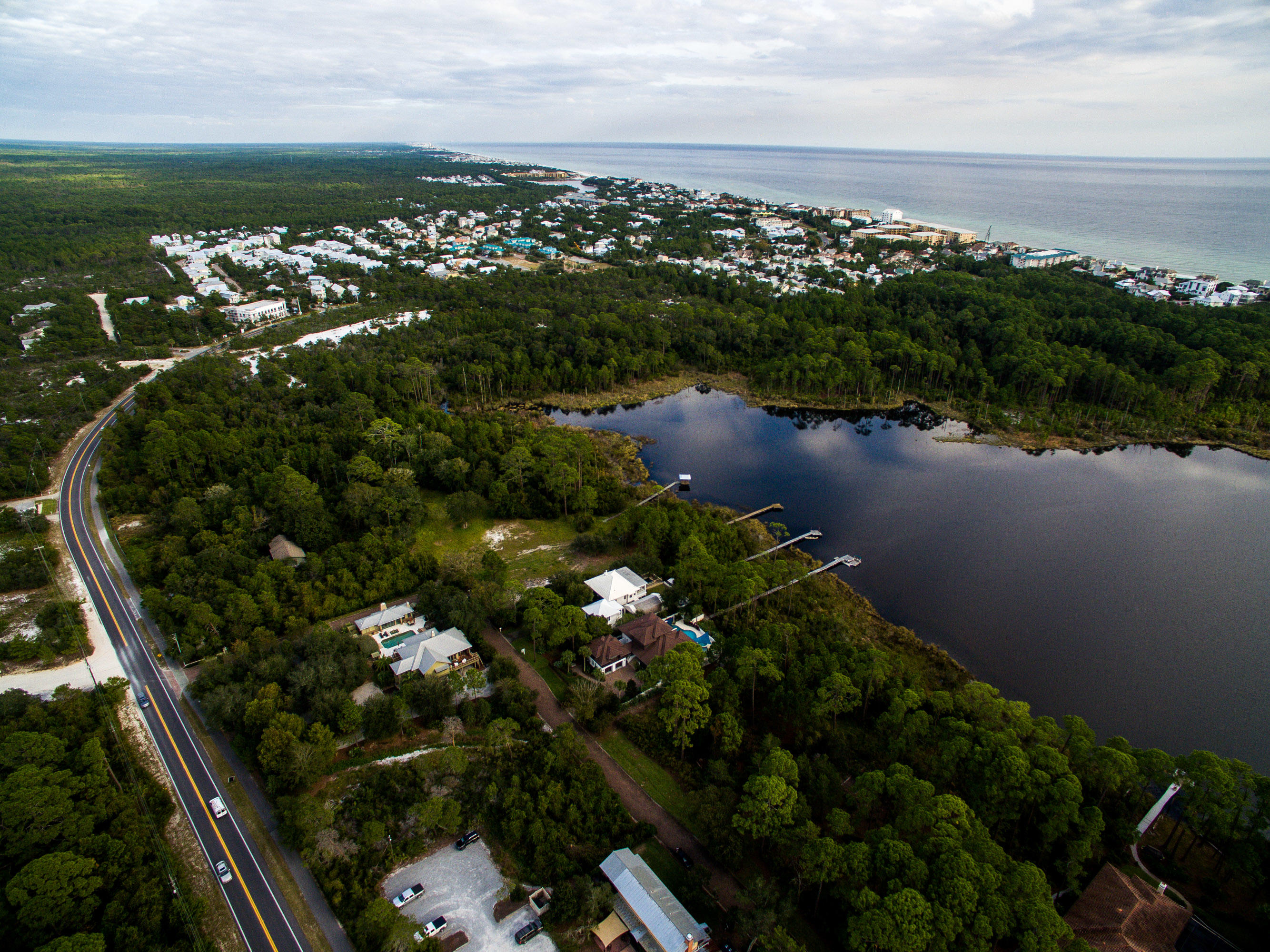 CRESCENT CAYE - Land
