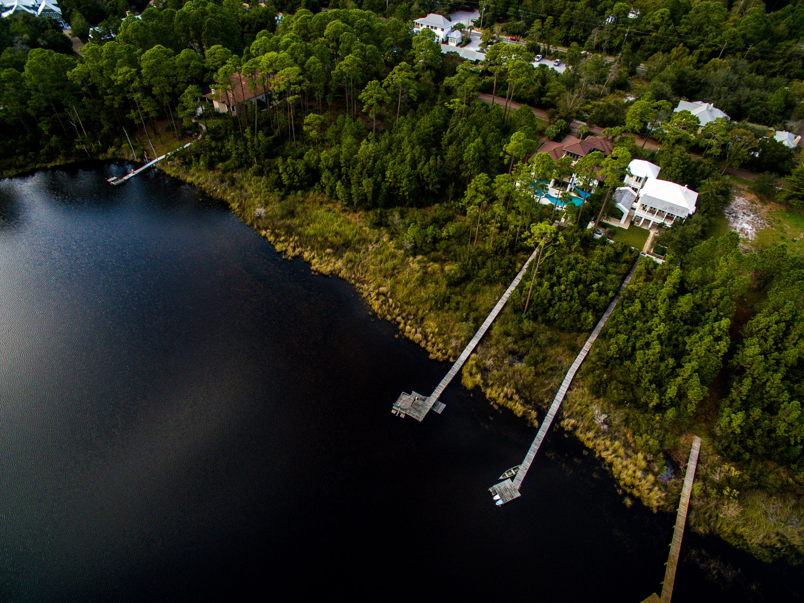 CRESCENT CAYE - Land