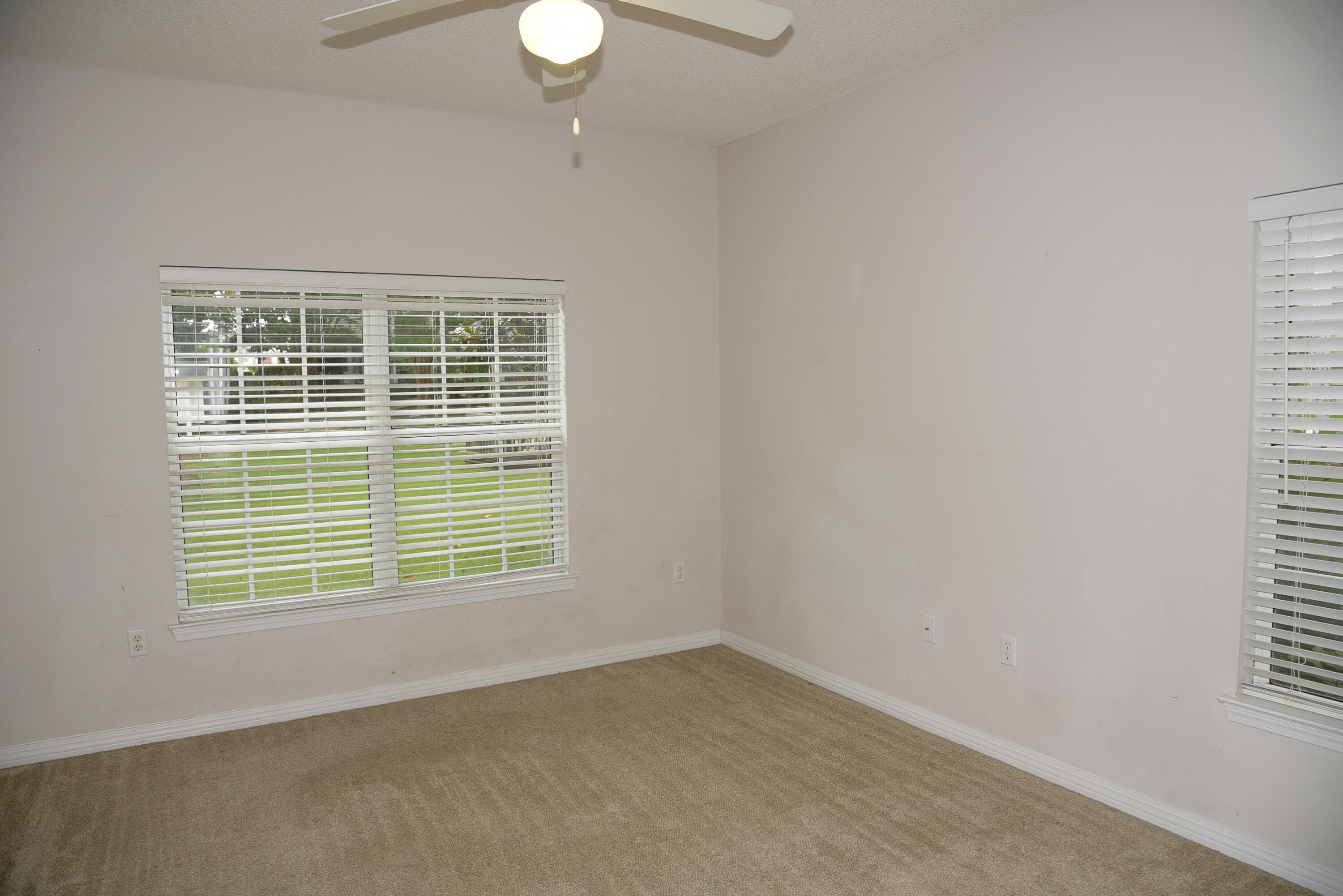 THE OAKS AT NICEVILLE - Residential Lease