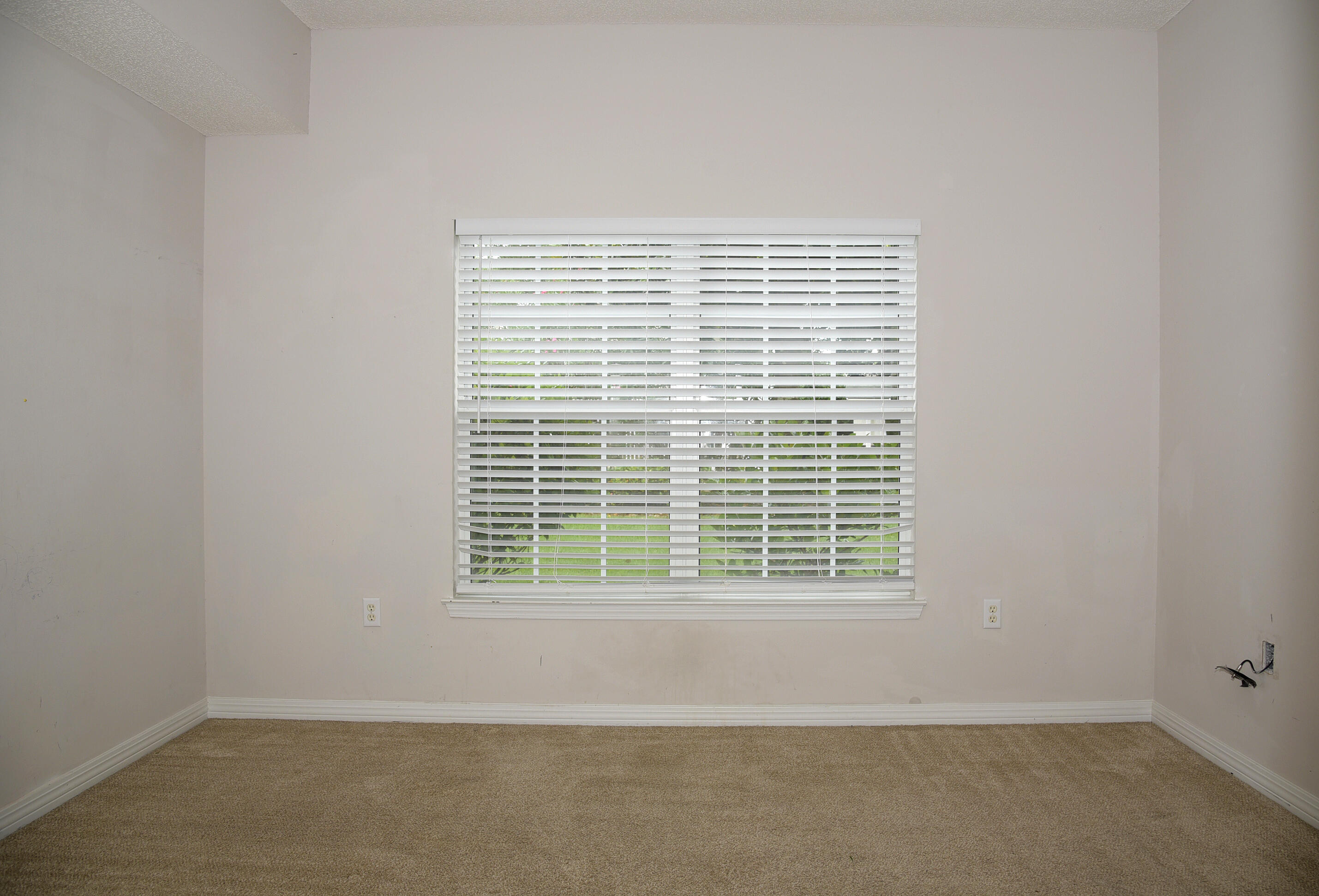 THE OAKS AT NICEVILLE - Residential Lease