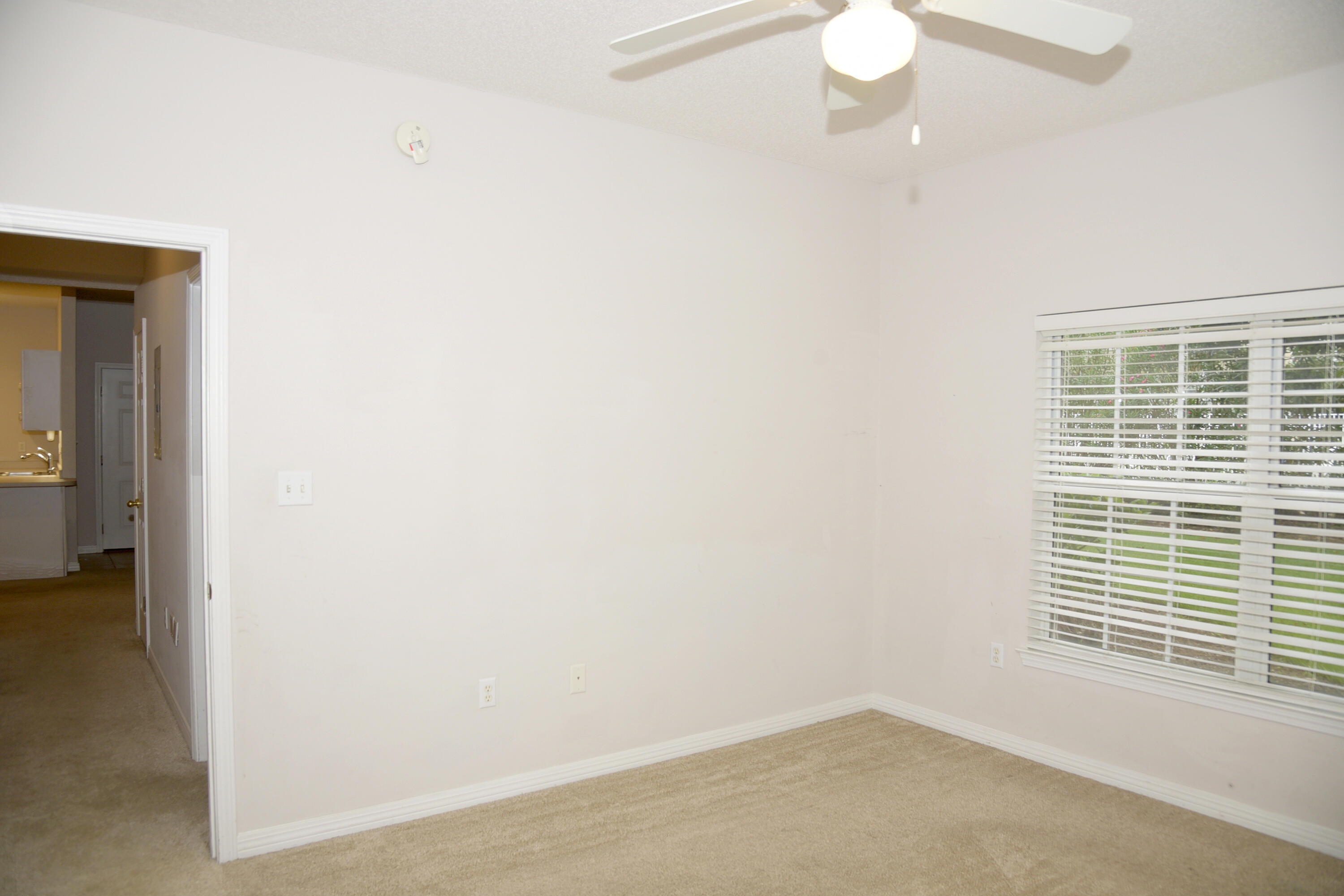 THE OAKS AT NICEVILLE - Residential Lease