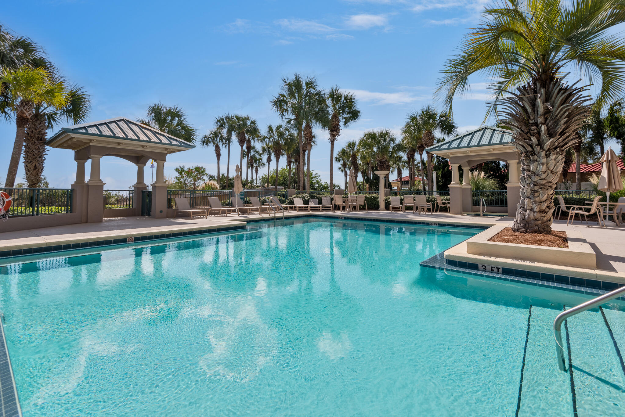 SOUTHWINDS III - Residential