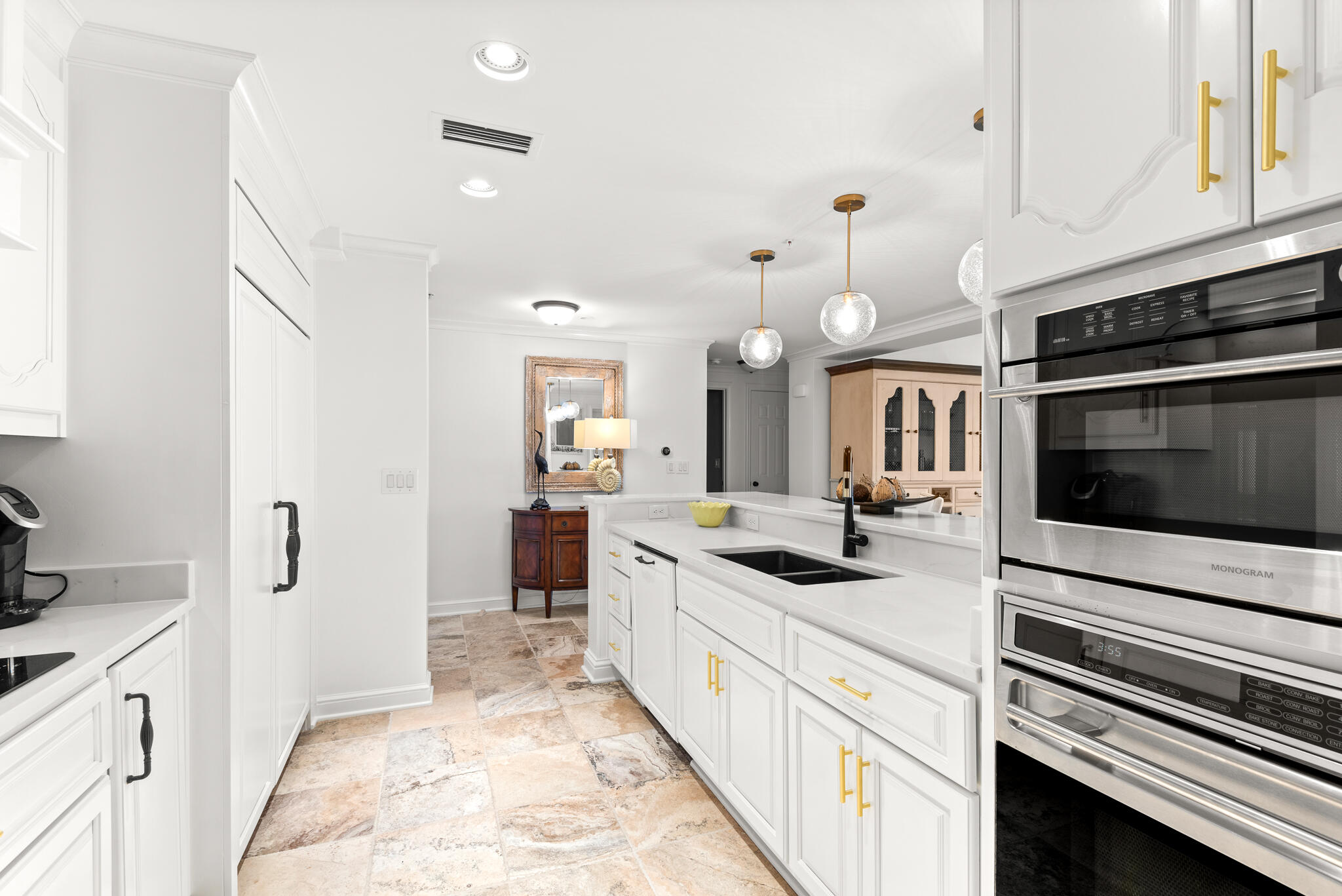 SOUTHWINDS III - Residential
