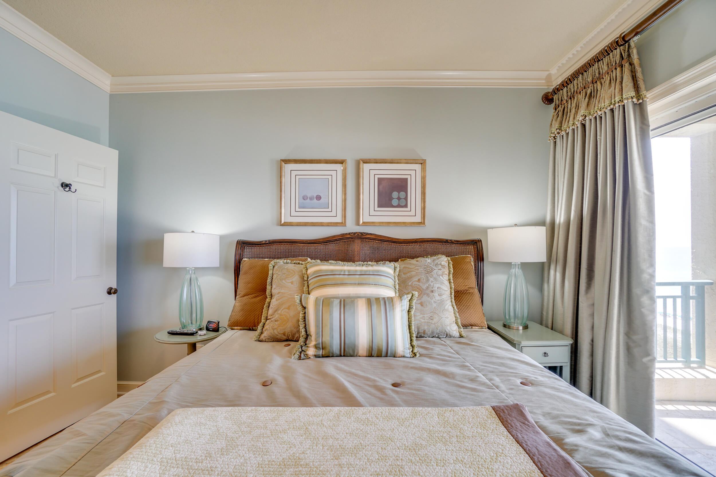 SOUTHWINDS III - Residential