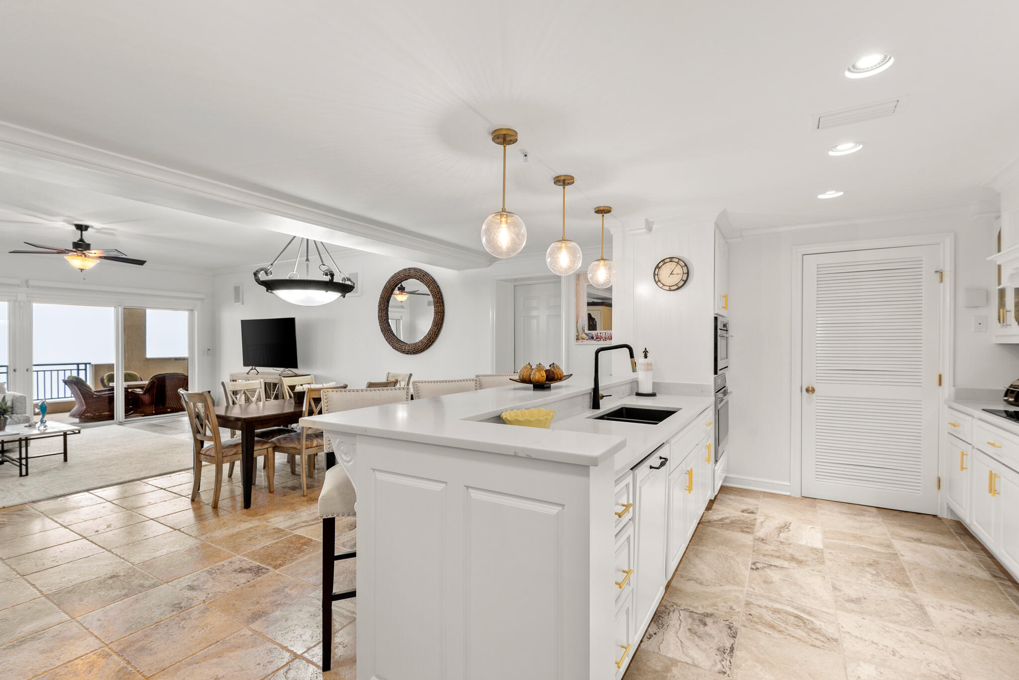 SOUTHWINDS III - Residential
