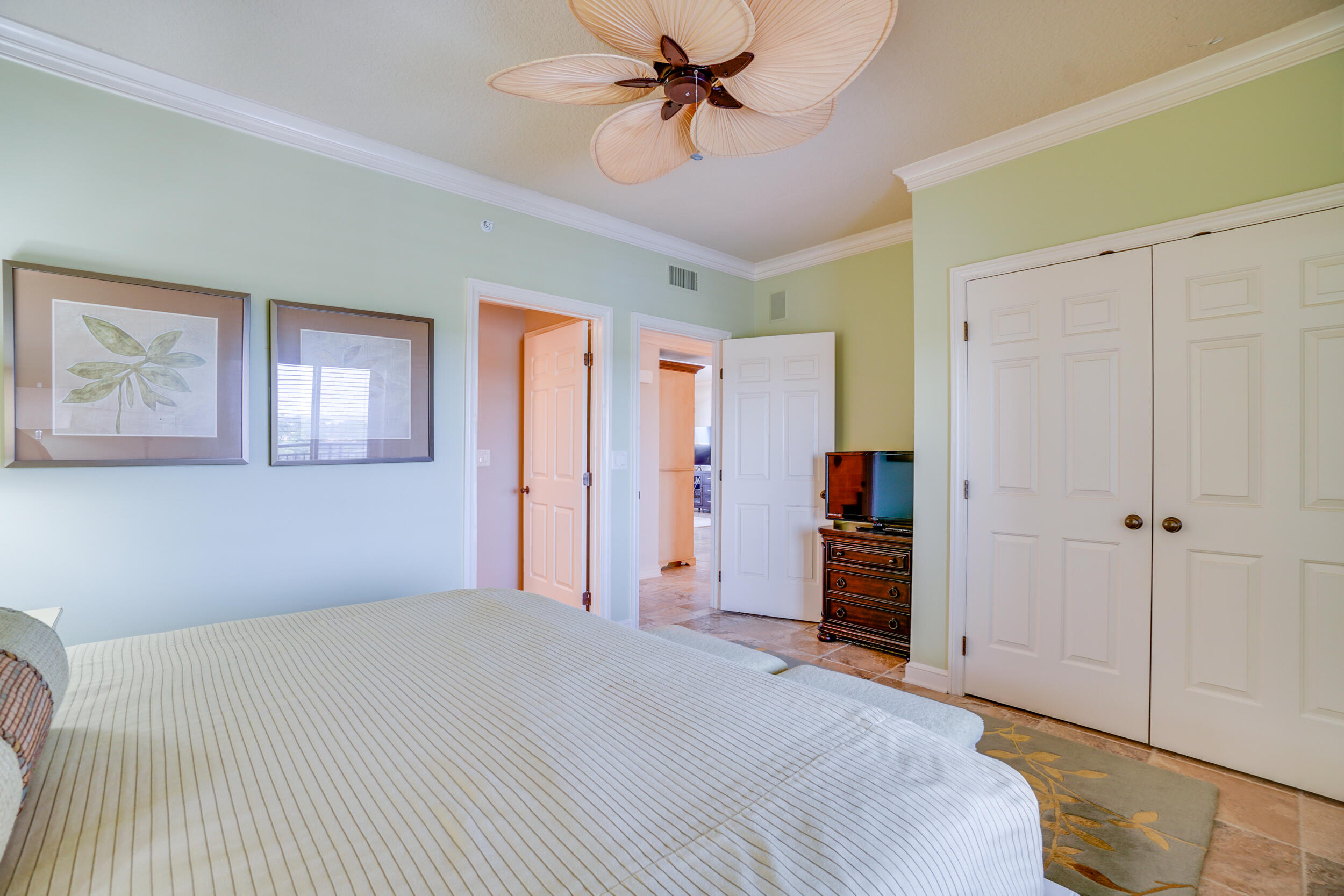 SOUTHWINDS III - Residential