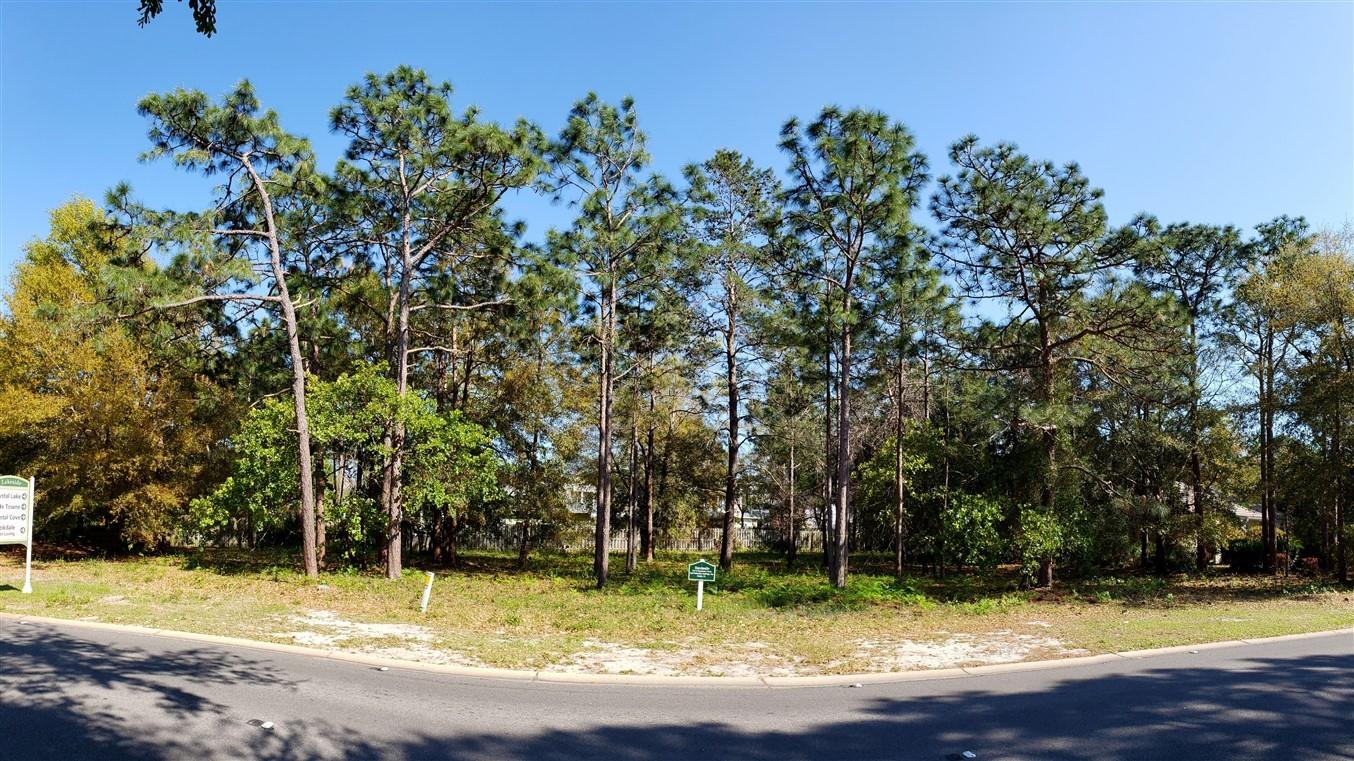 BAYTOWNE AVE EAST - Land