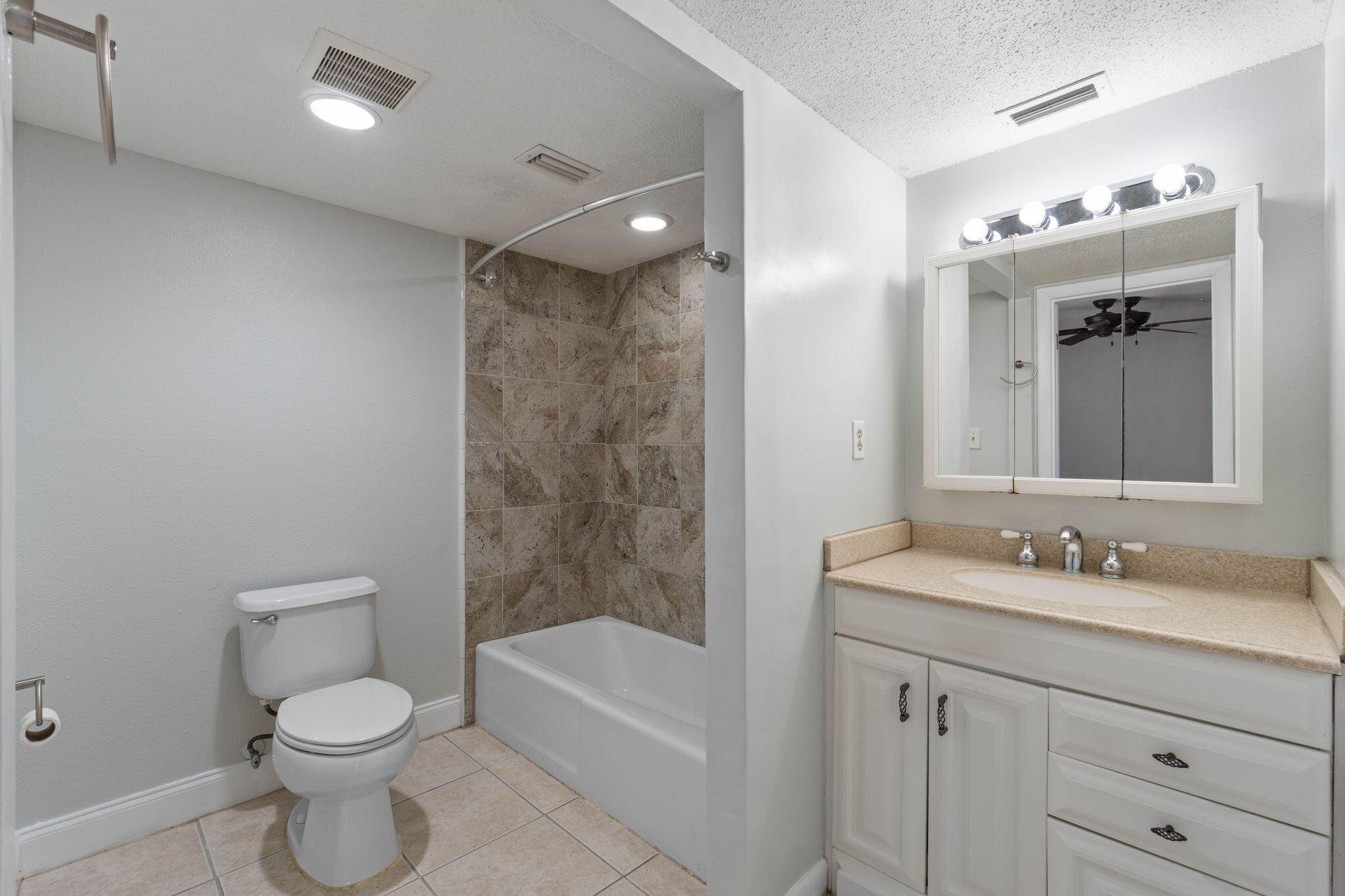 SPANISH VILLAS CONDO - Residential