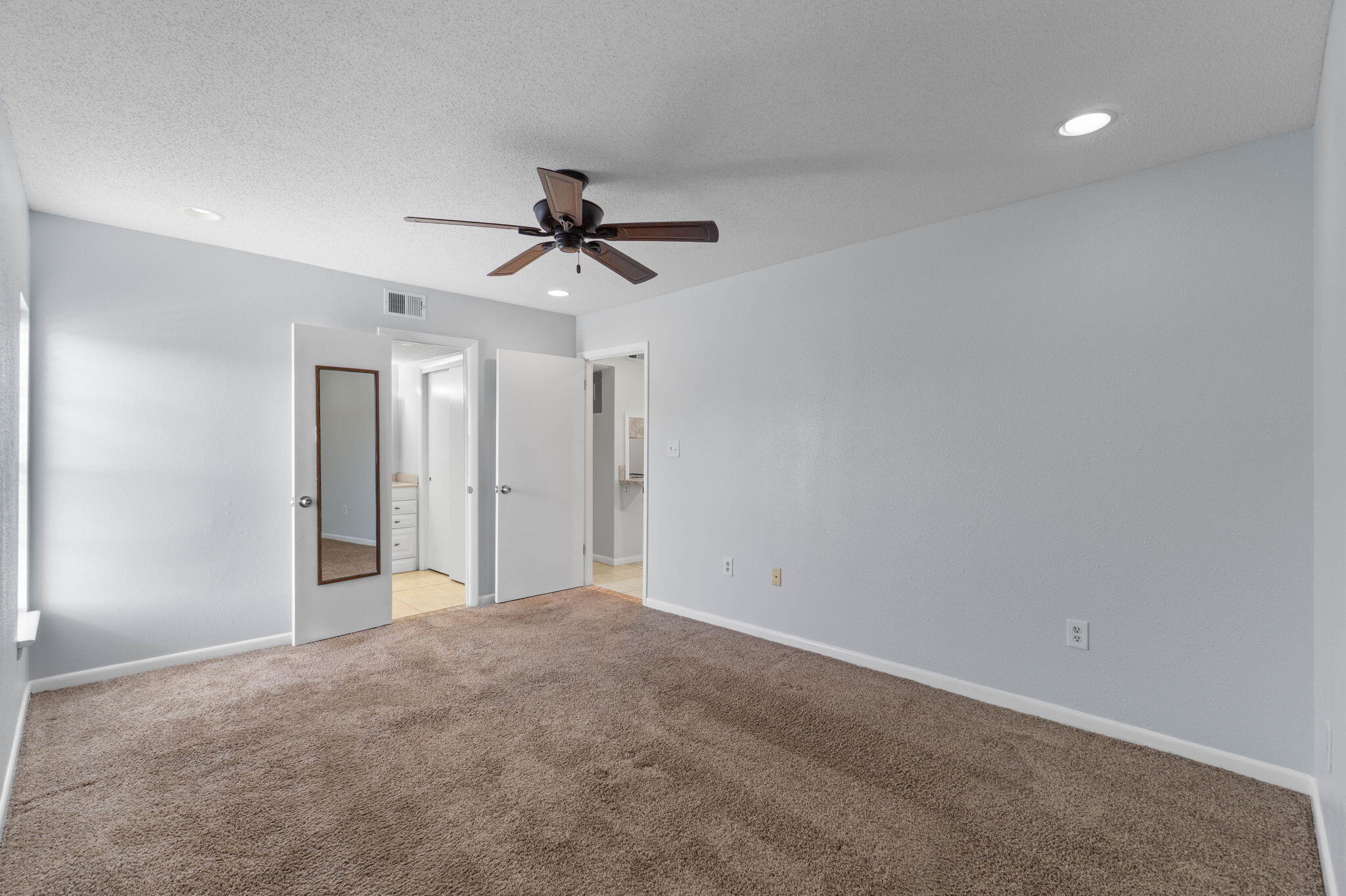 SPANISH VILLAS CONDO - Residential