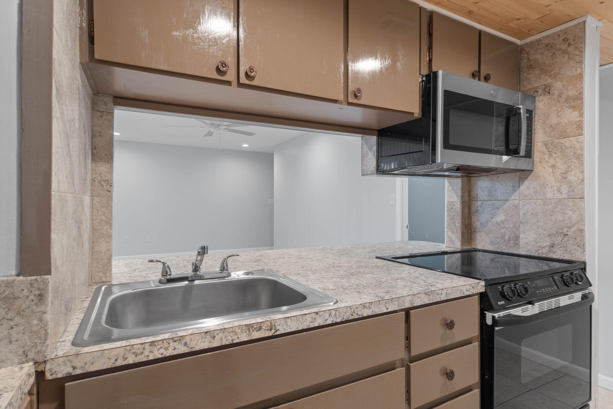 SPANISH VILLAS CONDO - Residential