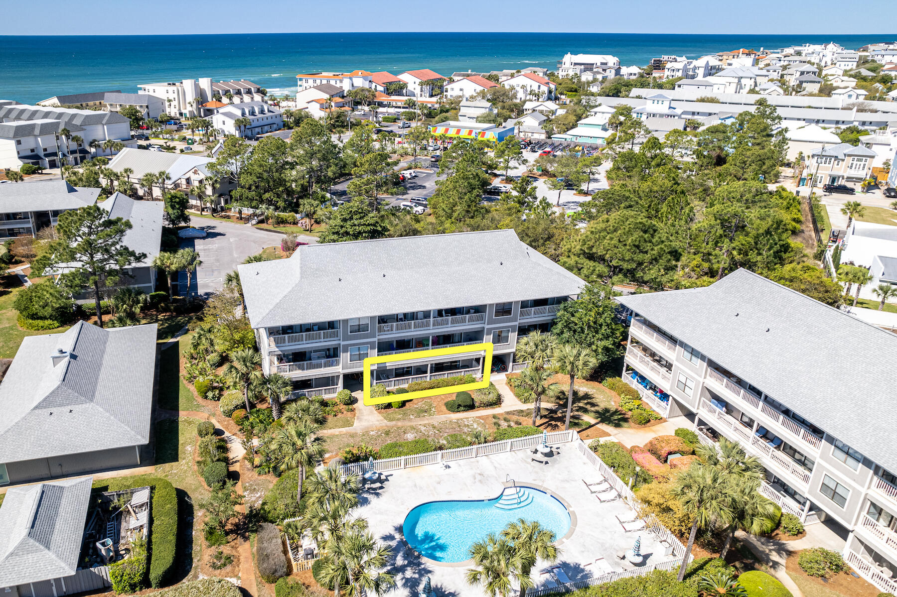 BEACHWOOD VILLAS CONDO PH 2 - Residential