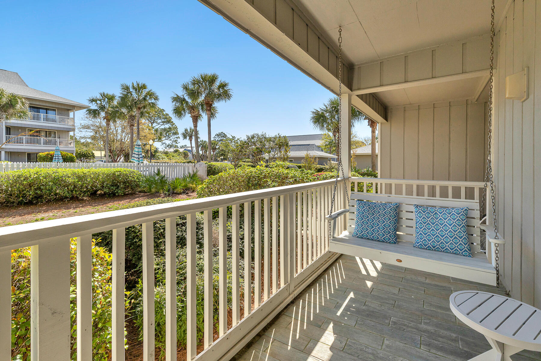 BEACHWOOD VILLAS CONDO PH 2 - Residential