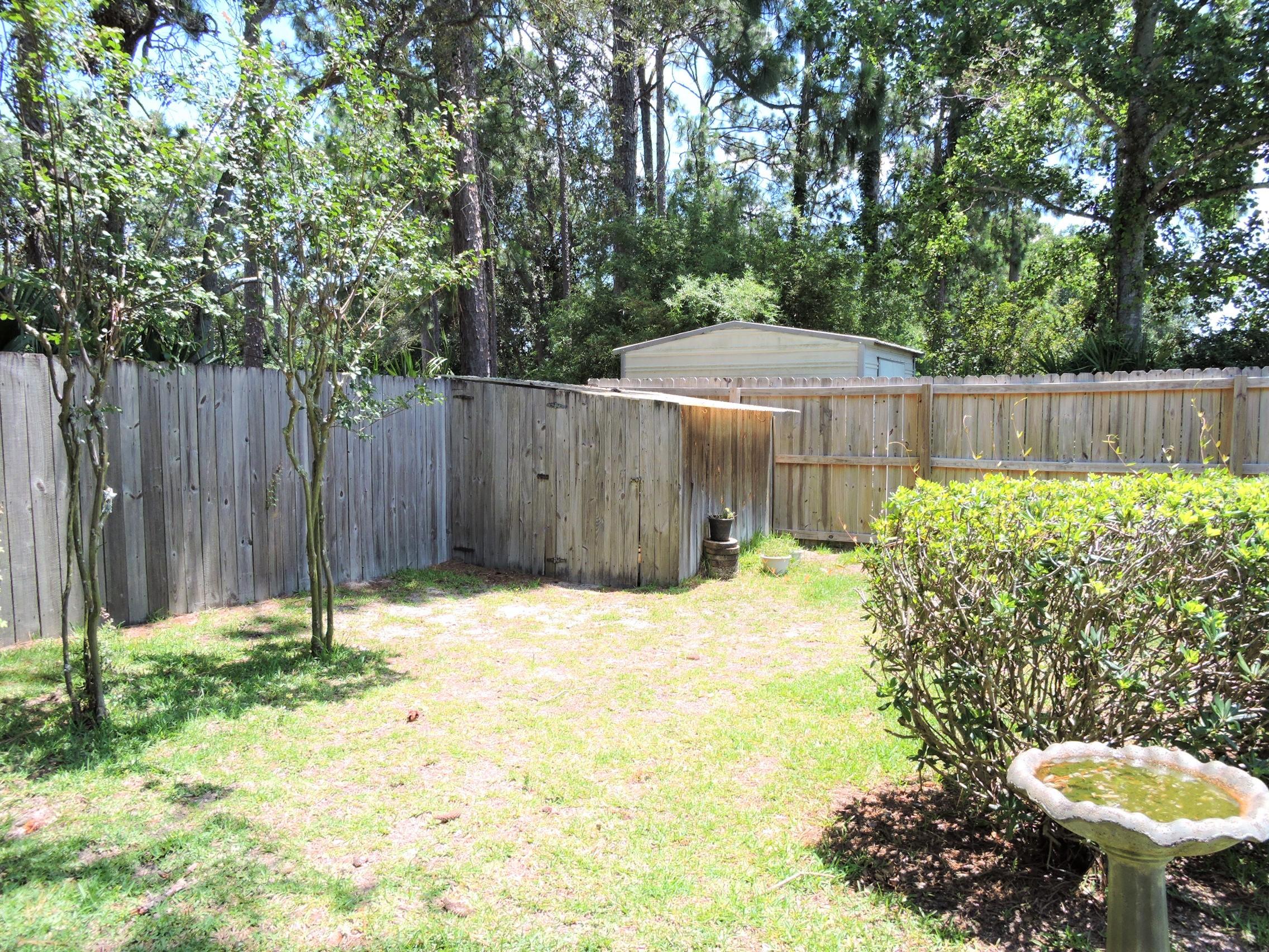 MEADOW WOODS - Residential