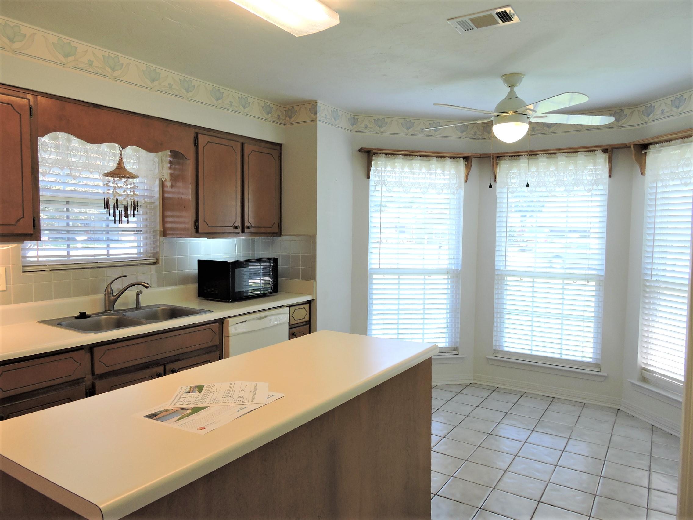 MEADOW WOODS - Residential