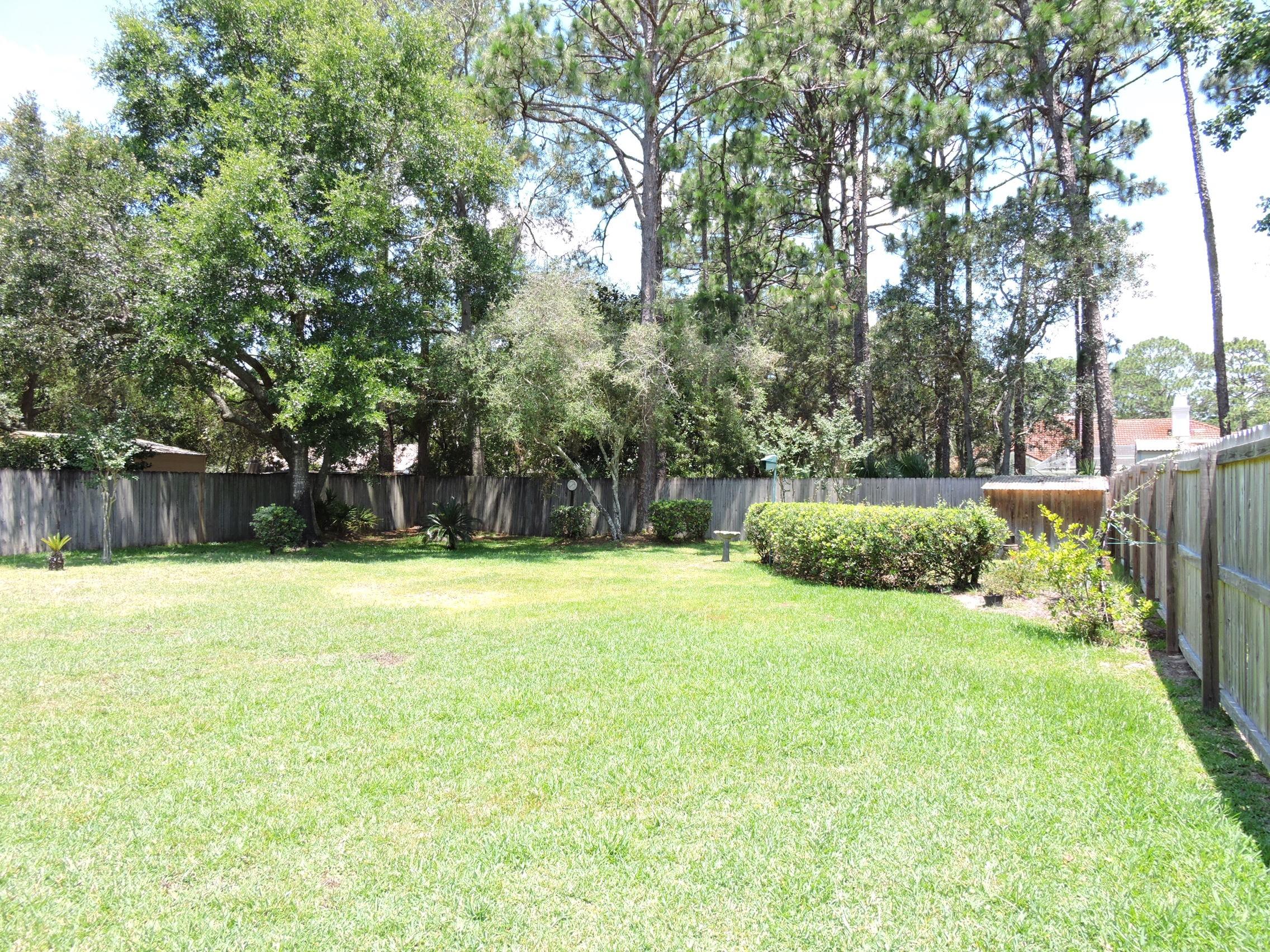 MEADOW WOODS - Residential