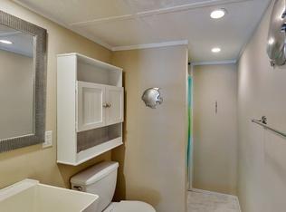 Bayou Breeze - Residential