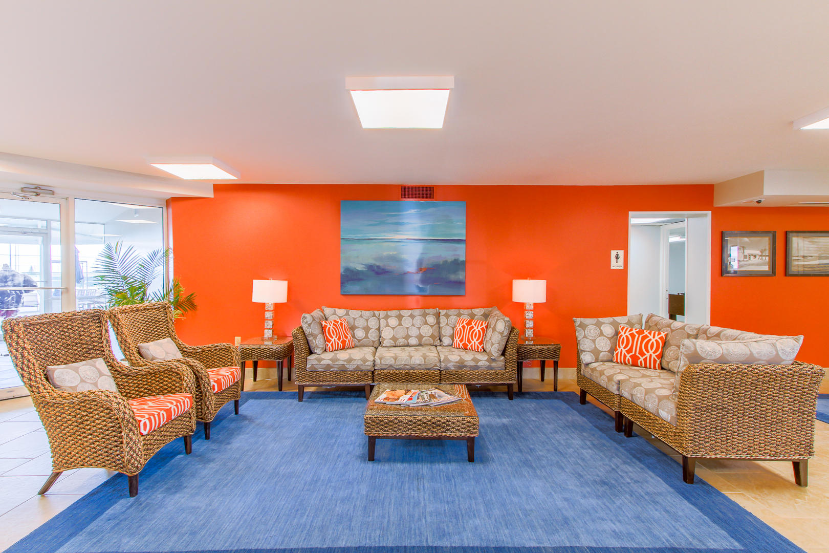 HOLIDAY SURF & RACQUET CLUB - Residential