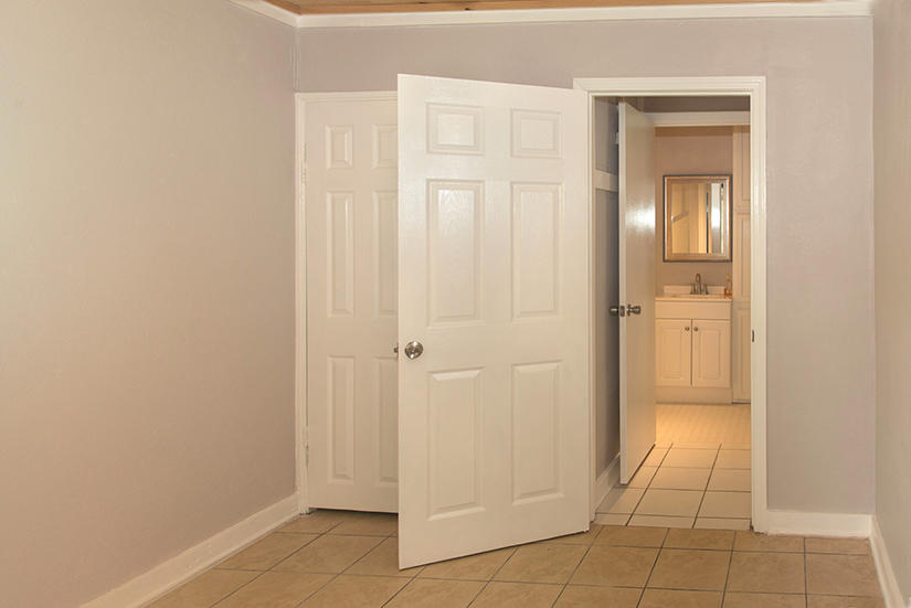 NORTH HILL GARDENS 1ST ADDN - Residential Lease