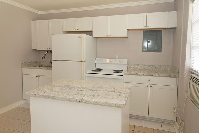 NORTH HILL GARDENS 1ST ADDN - Residential Lease