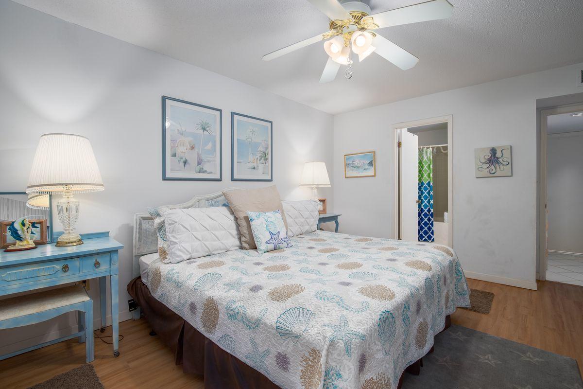 HIDDEN DUNES BEACH COTTAGES 2 - Residential