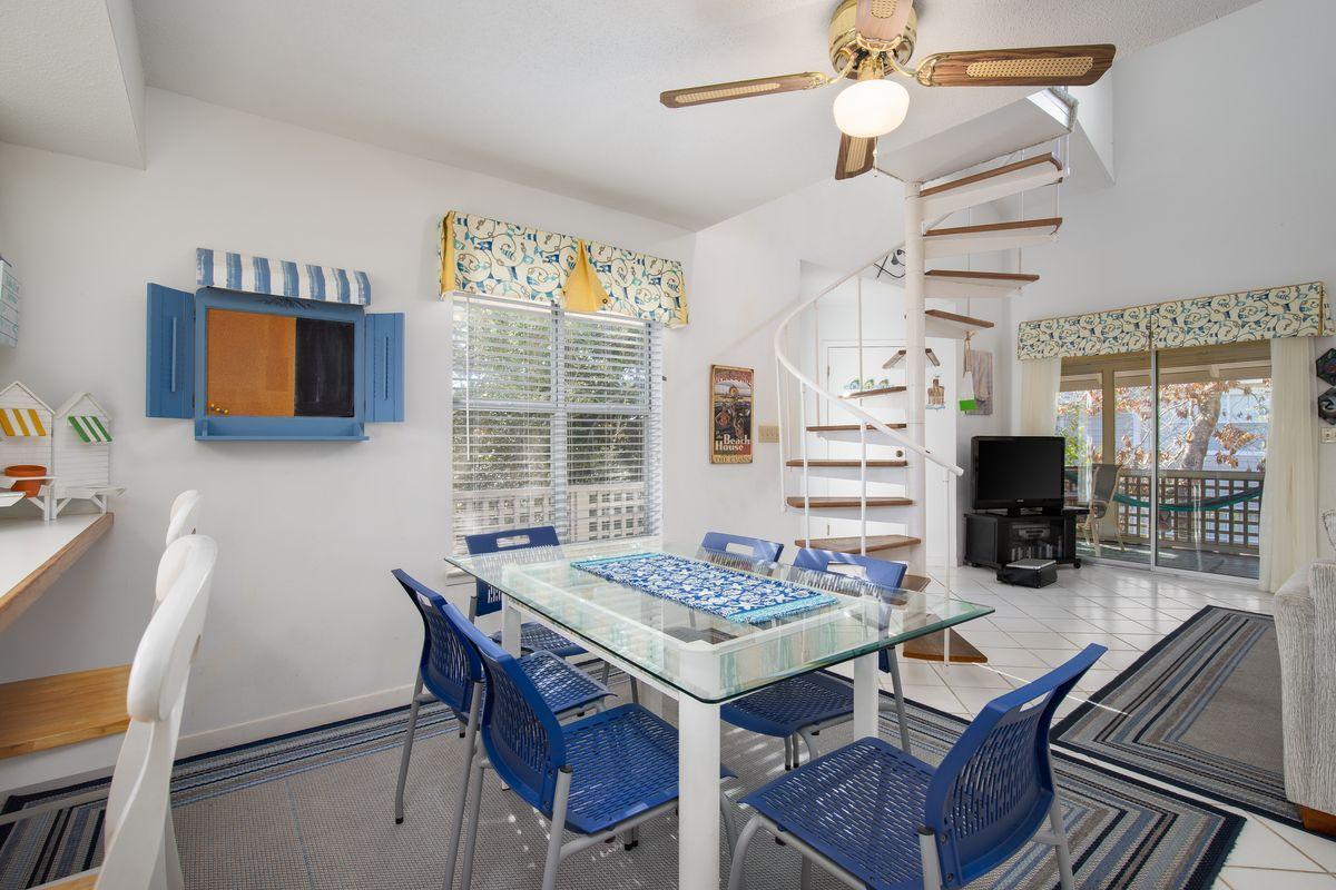 HIDDEN DUNES BEACH COTTAGES 2 - Residential