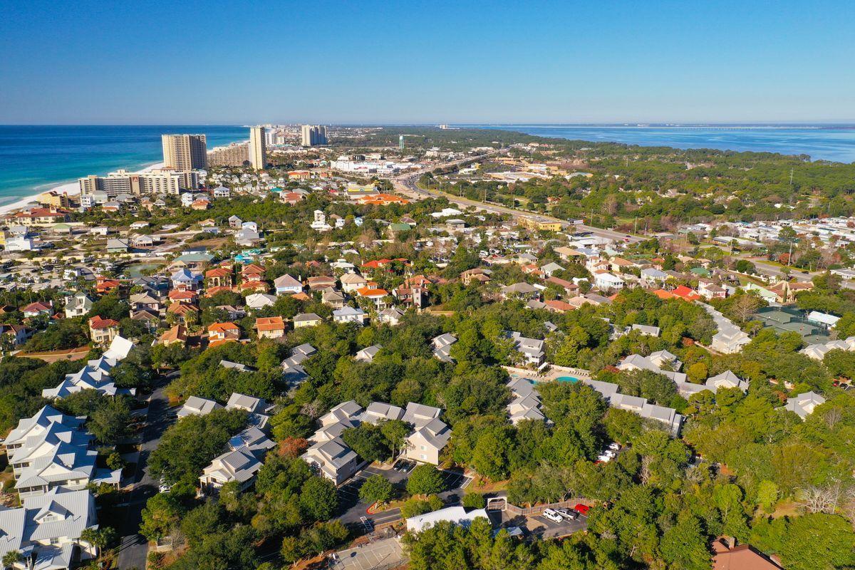 HIDDEN DUNES BEACH COTTAGES 2 - Residential
