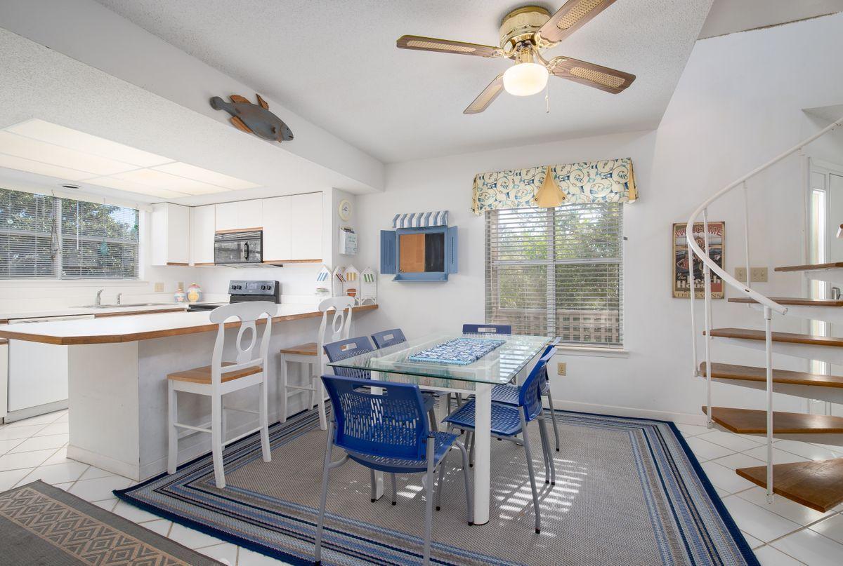 HIDDEN DUNES BEACH COTTAGES 2 - Residential